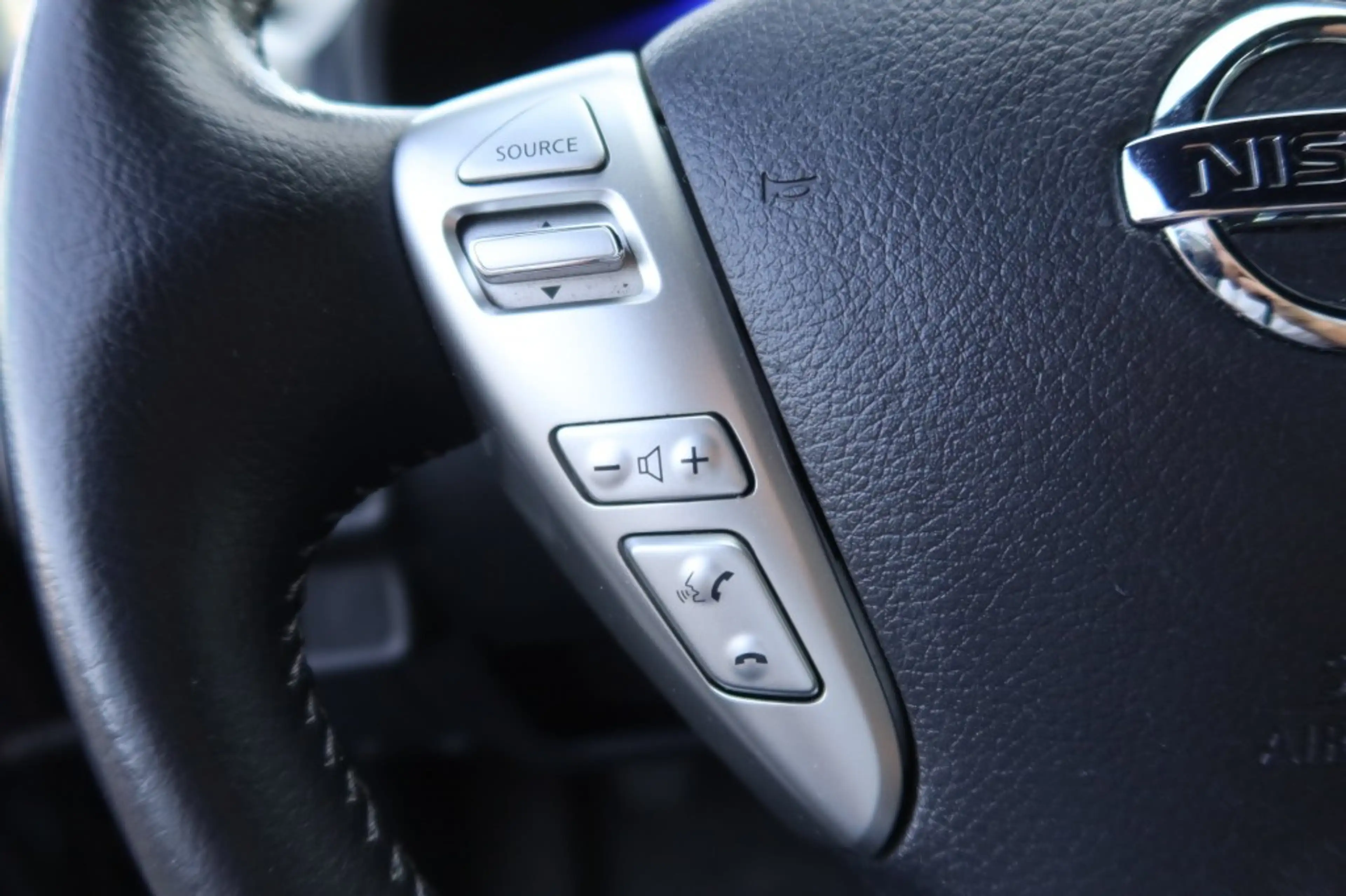 Nissan Note 1.2 Black Edition Airco, NAVI, Cruise — photo 10