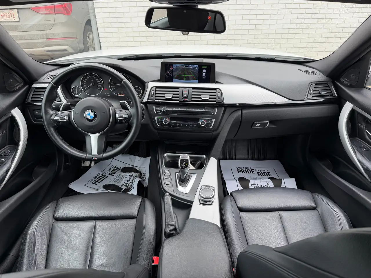 BMW 3 Series снимка BMW 3 Series