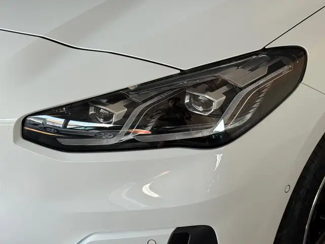 BMW 2 Series view 15