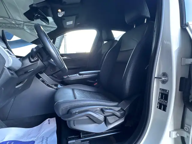 BMW 2 Series view 9