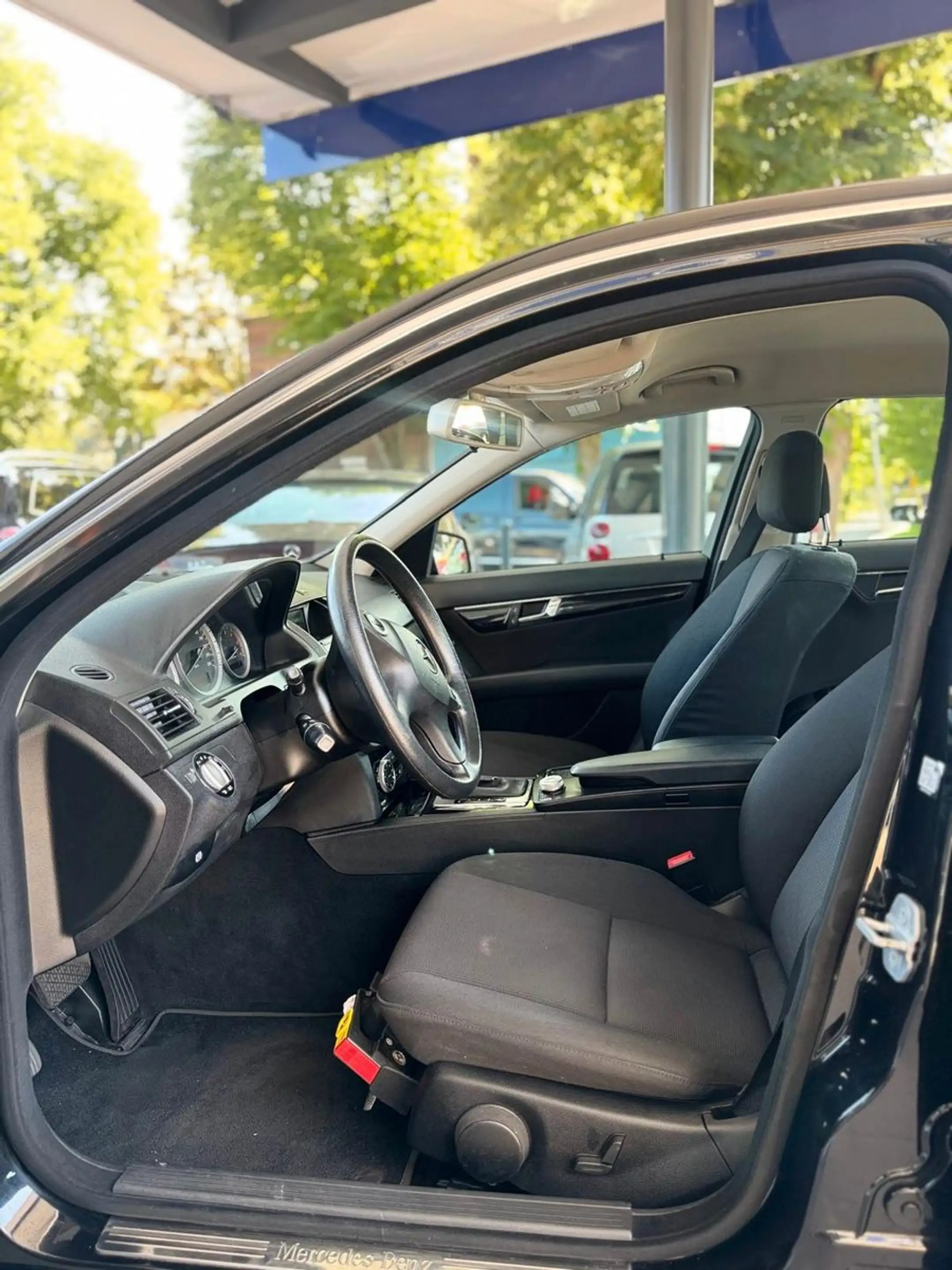 Mercedes-Benz C 200 CDI BlueEfficiency / Automatik — photo 10