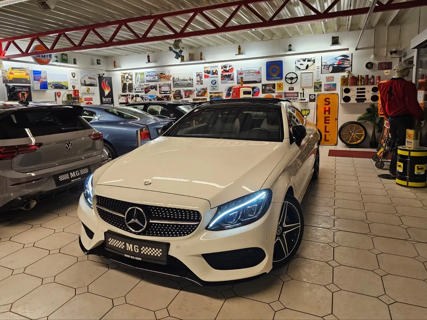 Mercedes-Benz C 180 C 180 AMG-Line Panorama Weiß - 1