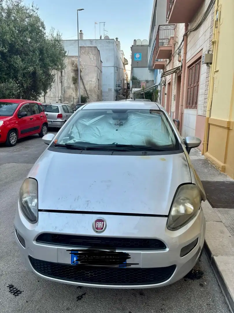 Fiat Punto 5p 1.4 natural power Easy 70cv - 1