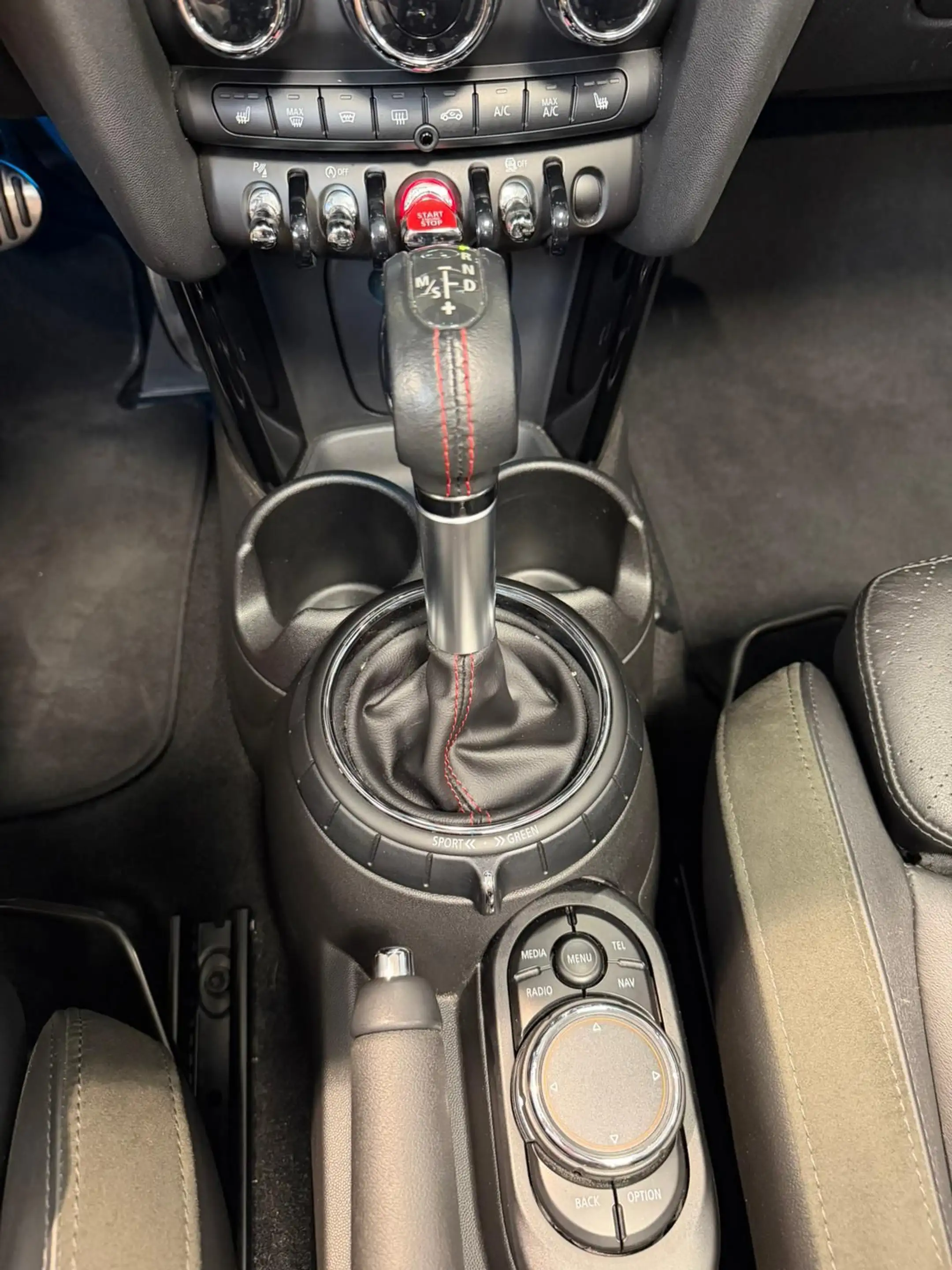 MINI John Cooper Works Cabrio Automatik H&K Kamera LED 1.Hd. — photo 13