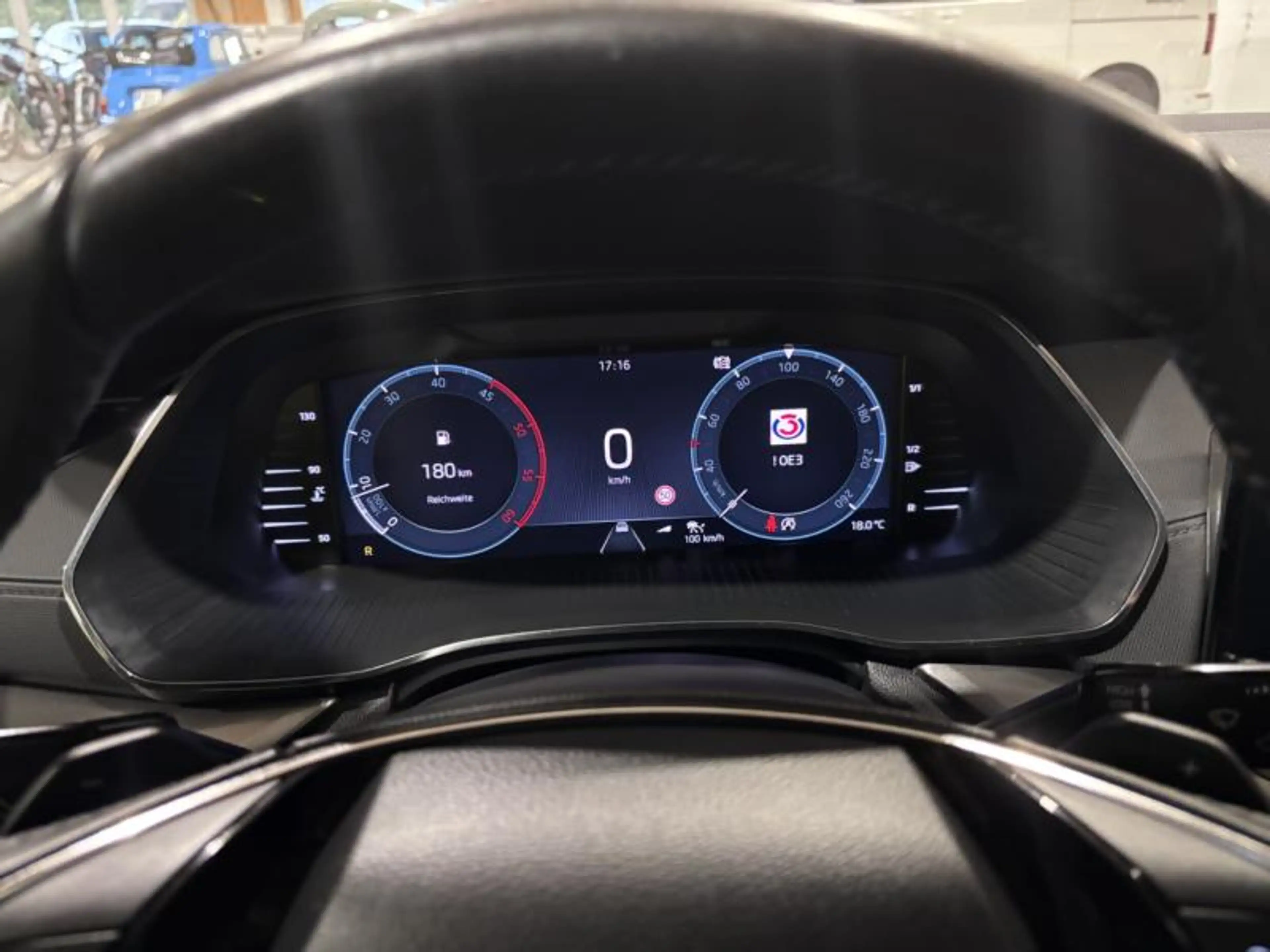 Skoda Octavia 2,0DSG BLACK EDITION VIRTUAL COCKPIT ANHÄNGEKUPPLUNG LENKRADHEIZUNG FRONTSCHEIBENHEIZUNG — photo 11