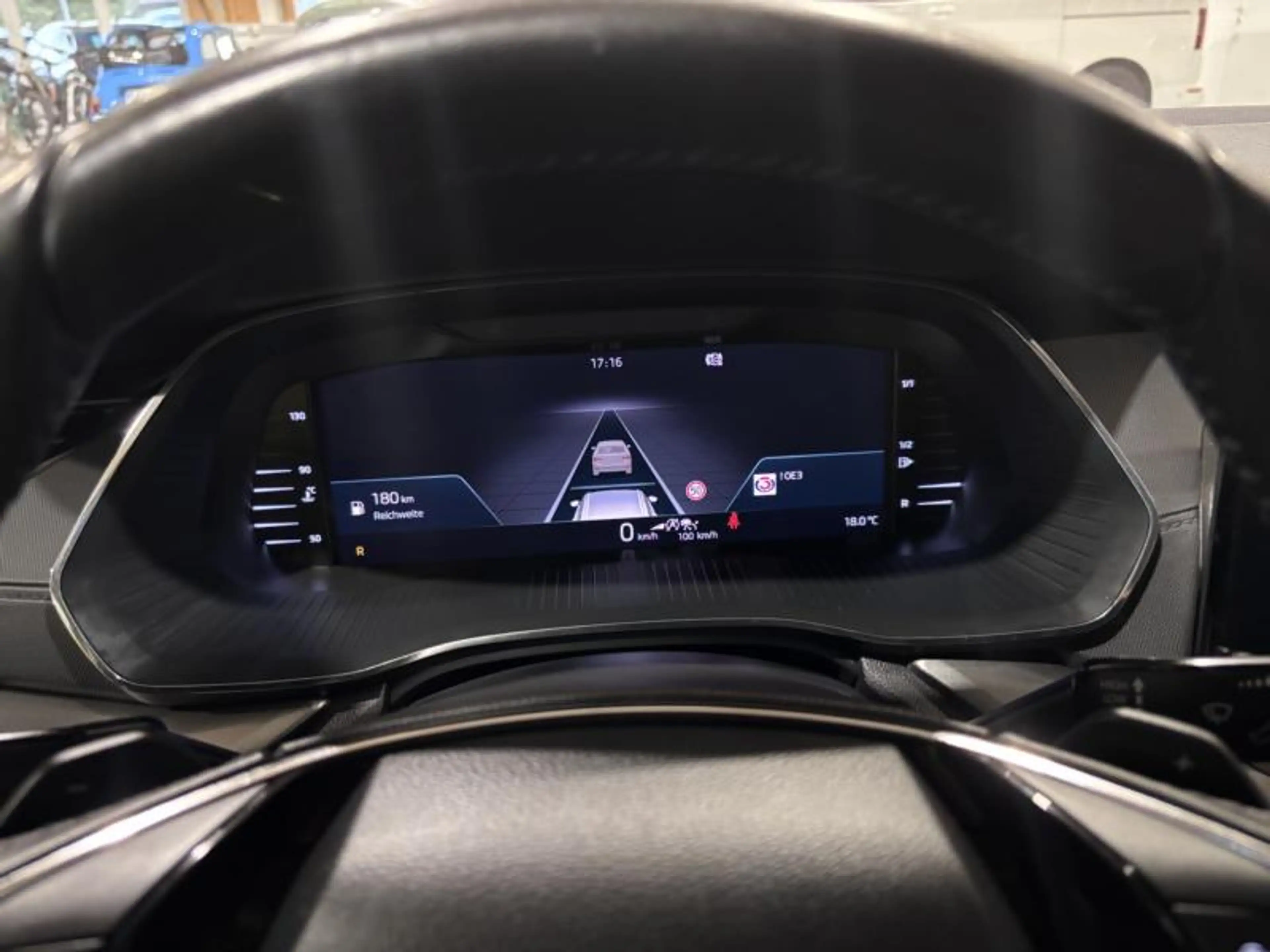 Skoda Octavia 2,0DSG BLACK EDITION VIRTUAL COCKPIT ANHÄNGEKUPPLUNG LENKRADHEIZUNG FRONTSCHEIBENHEIZUNG — photo 12
