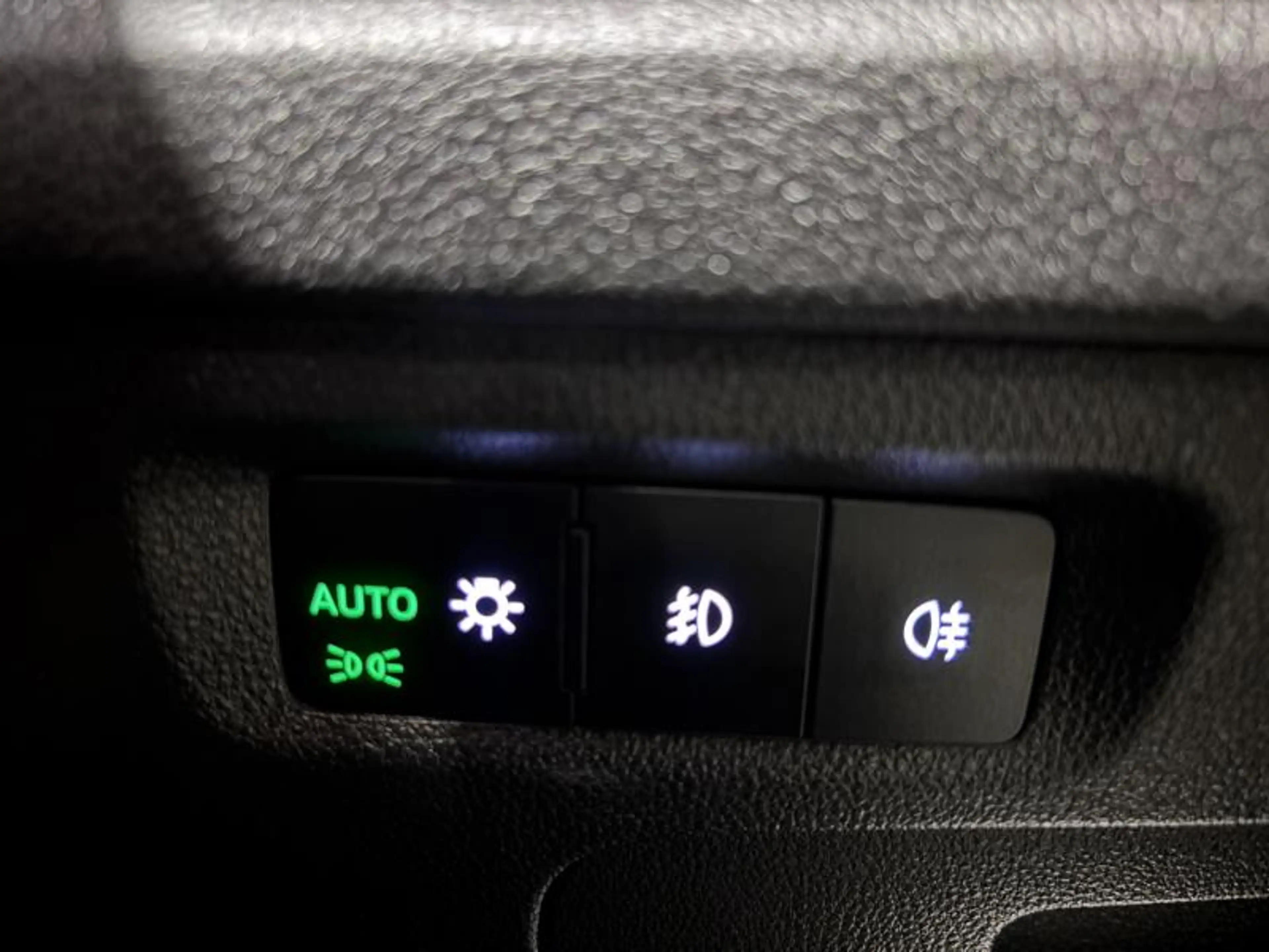 Skoda Octavia 2,0DSG BLACK EDITION VIRTUAL COCKPIT ANHÄNGEKUPPLUNG LENKRADHEIZUNG FRONTSCHEIBENHEIZUNG — photo 15