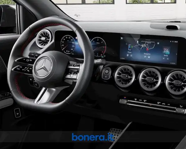 Mercedes-Benz Gla view 6