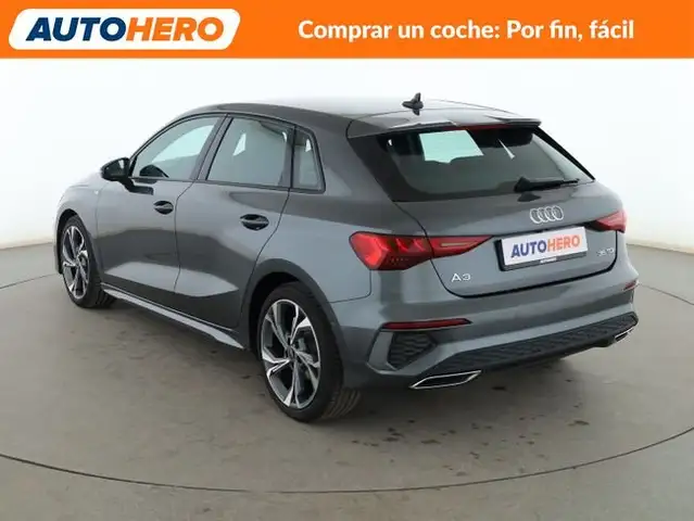 Audi A3 view 4