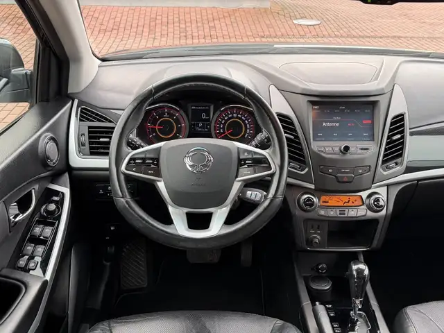KGM Korando view 11