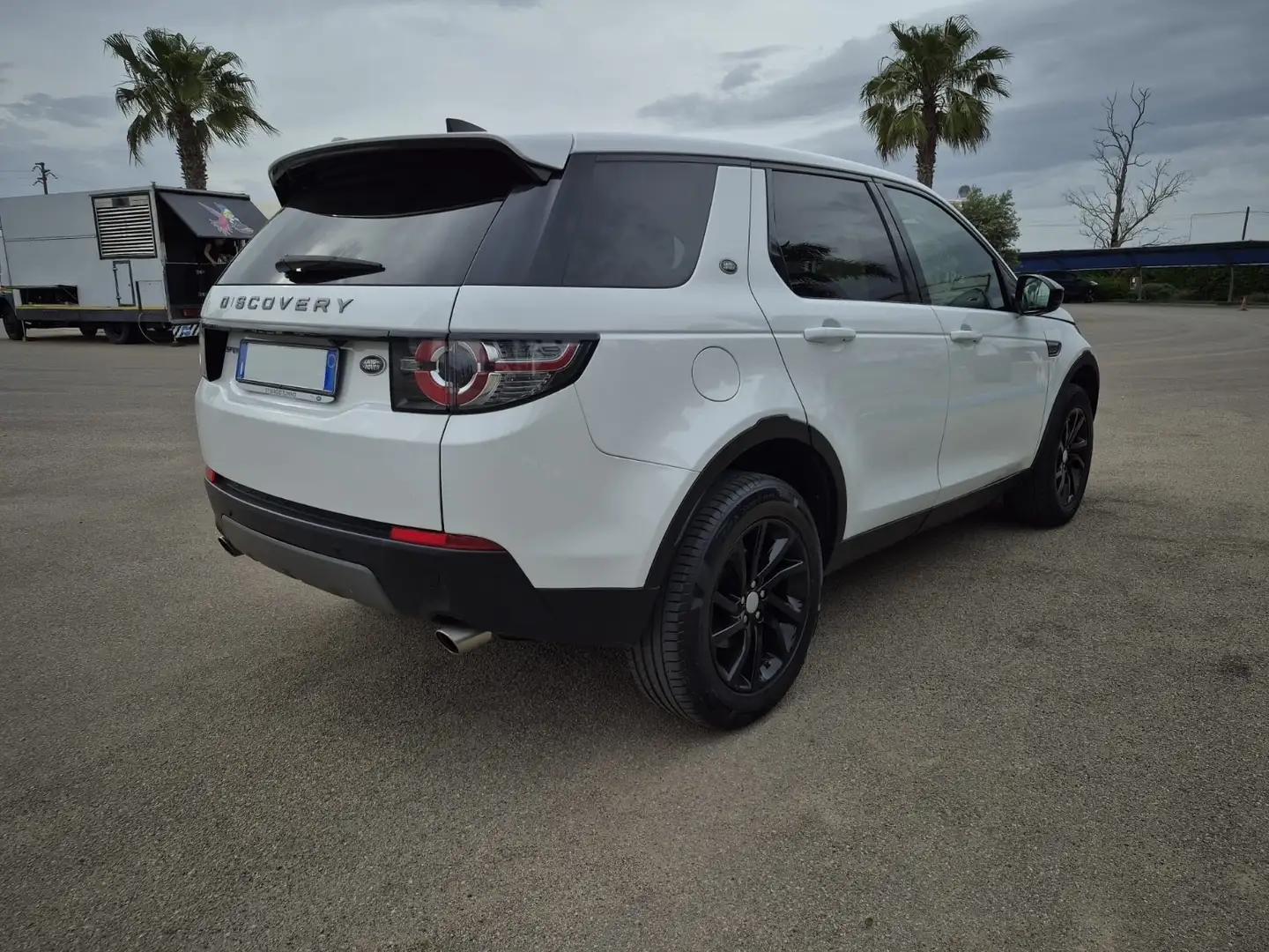 Land Rover Discovery Sport DISCOVERY SPORT 2.0 150 cv Blanc - 2