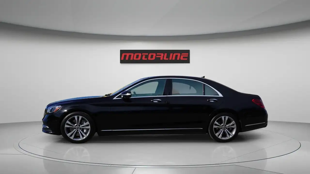 Mercedes-Benz S-Class снимка Mercedes-Benz S-Class