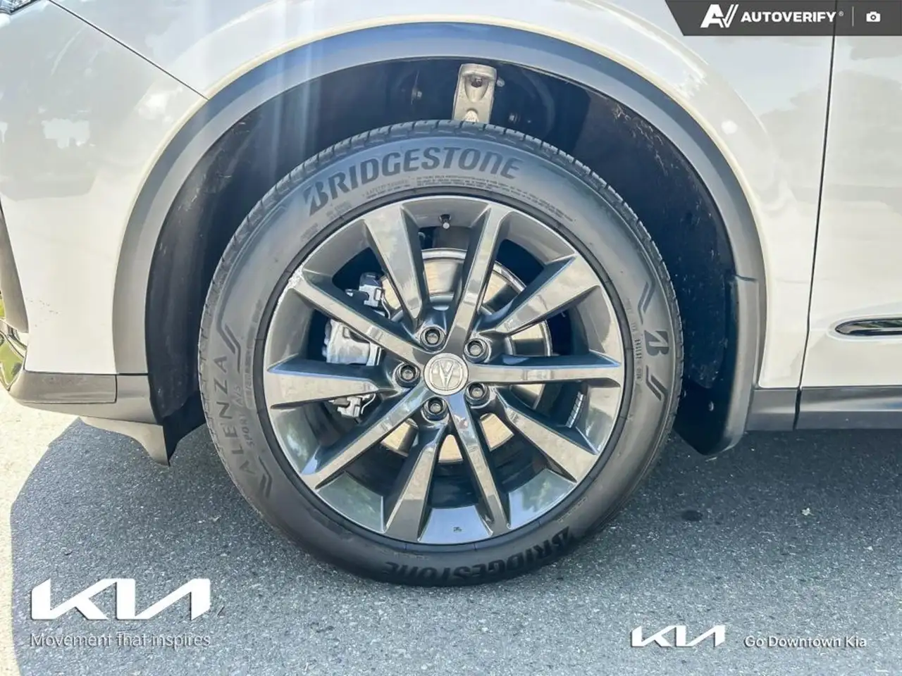 Acura MDX снимка Acura MDX