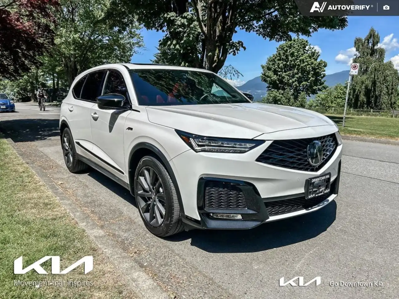 Acura MDX снимка Acura MDX