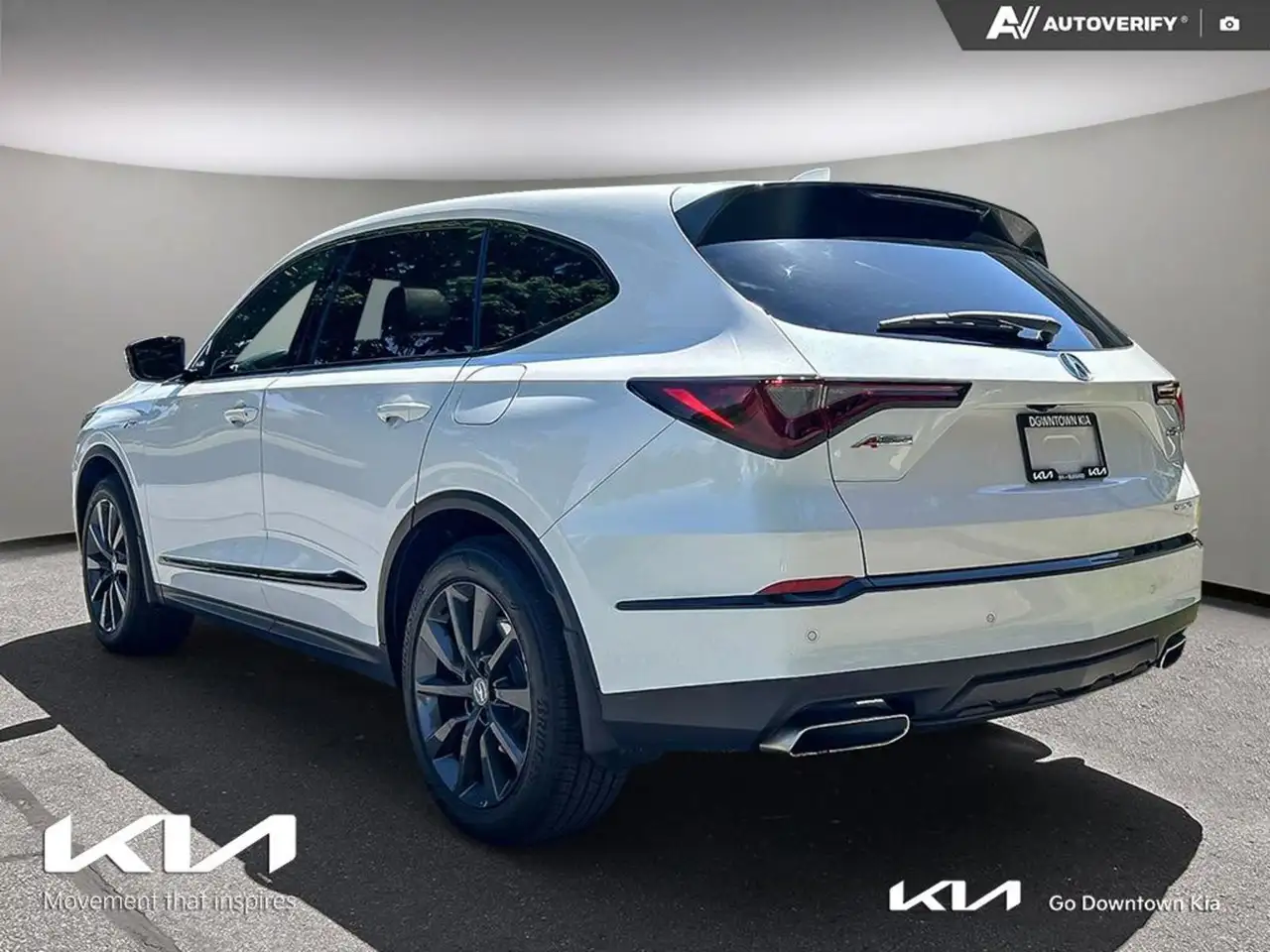 Acura MDX снимка Acura MDX