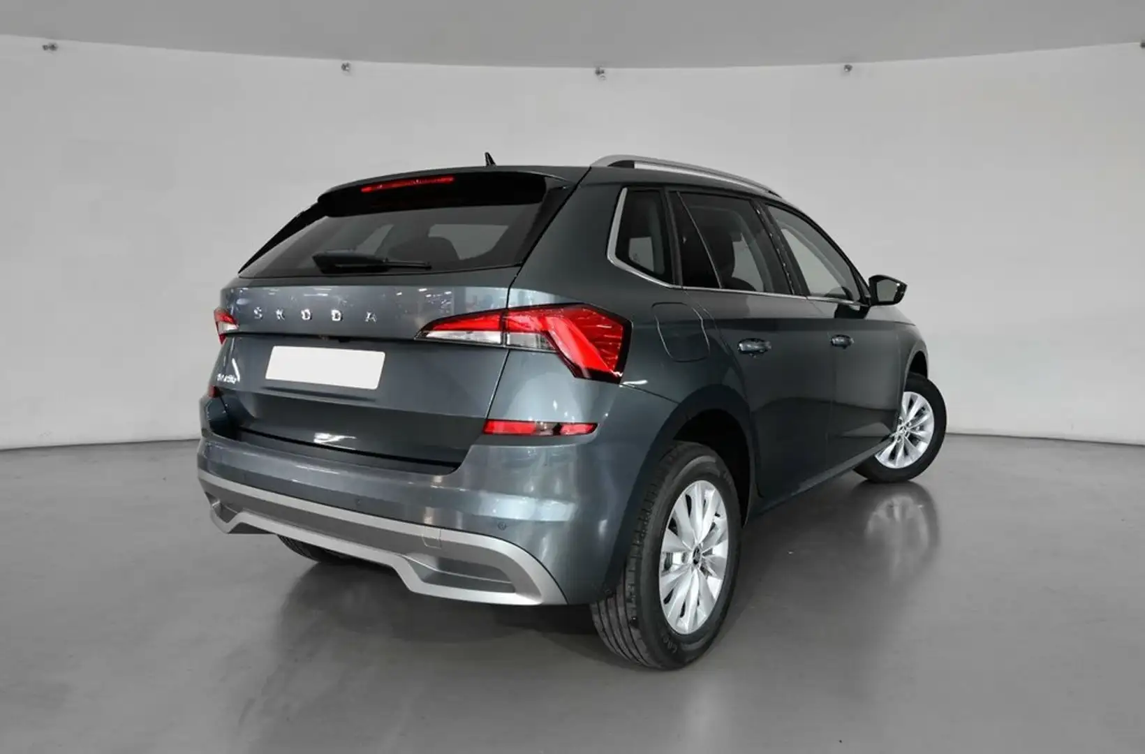 Skoda Kamiq Nuevo Ambition Plus 1.0 TSI 70kW (95CV) (NW43R411) Gelb - 2