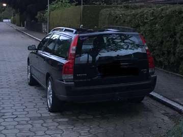 V70 D5 Momentum