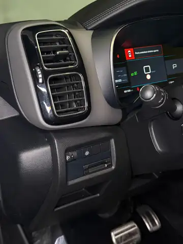 Citroen C5 Aircross view 13