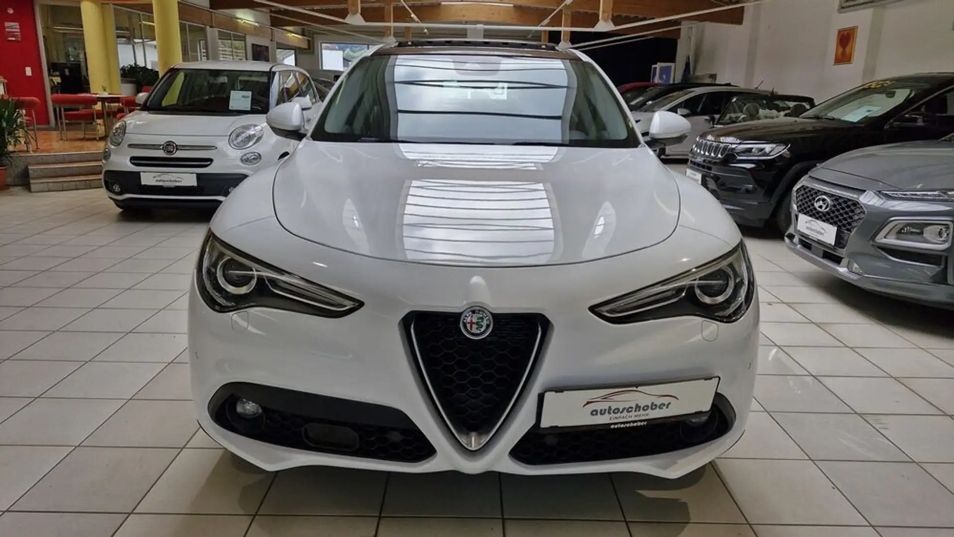 Alfa Romeo Stelvio Alfa Romeo Super 2,2 ATX AWD Weiß - 2
