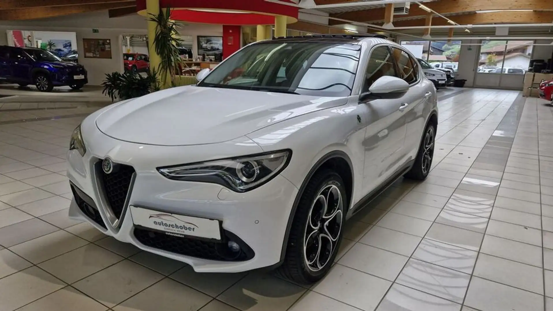 Alfa Romeo Stelvio Alfa Romeo Super 2,2 ATX AWD Weiß - 1