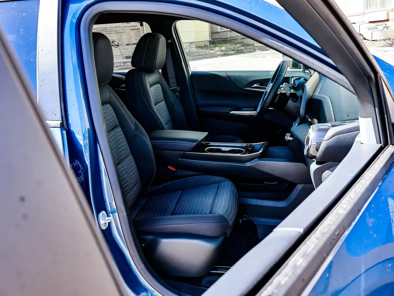 Chevrolet Equinox снимка Chevrolet Equinox