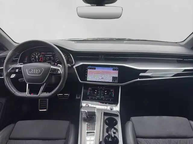 Audi RS6 view 5