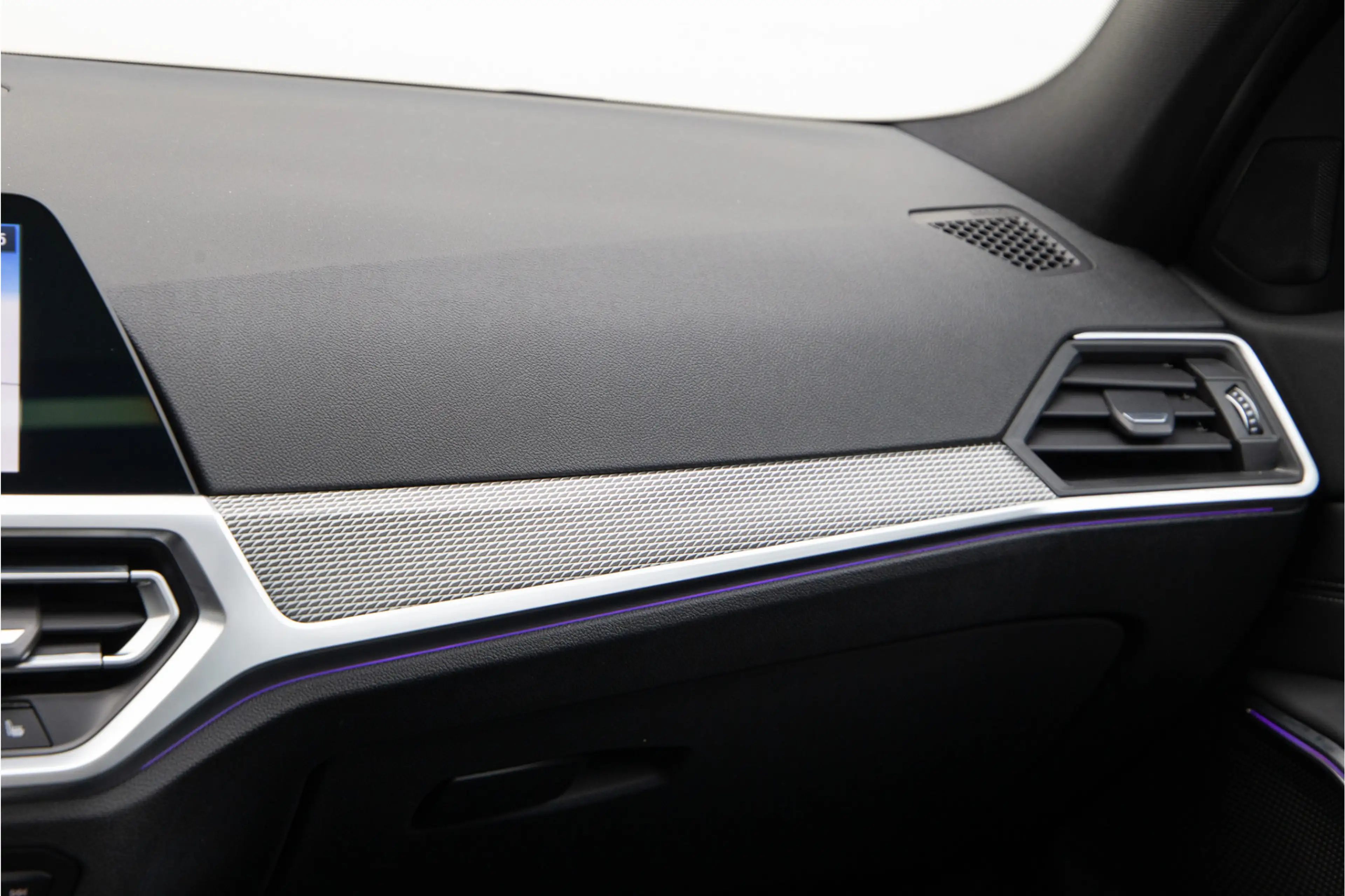 BMW 320 3-serie 320i High Executive M-Sport, Leder, Schuif — photo 36