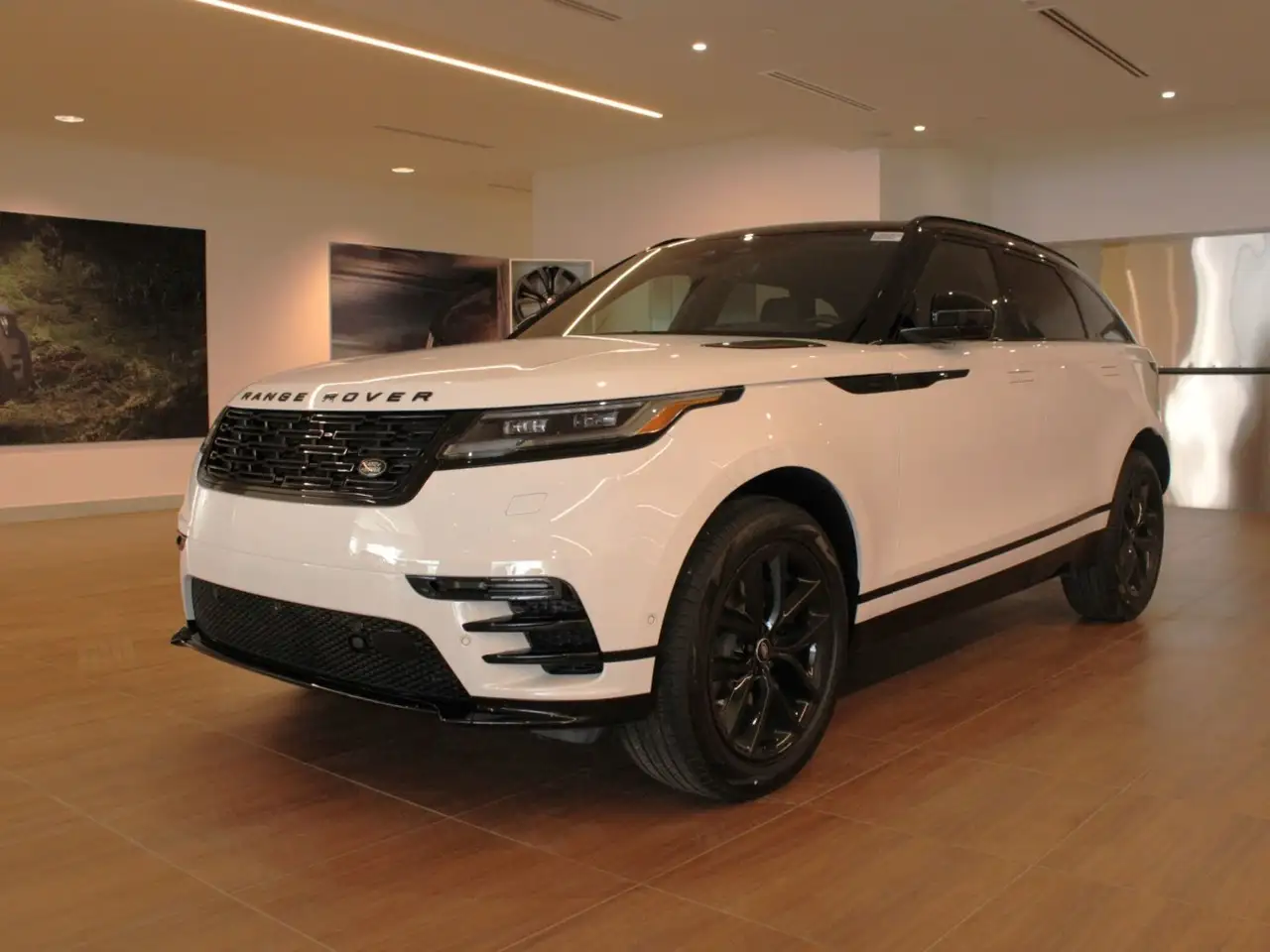 2026 Land Rover Range Rover Velar