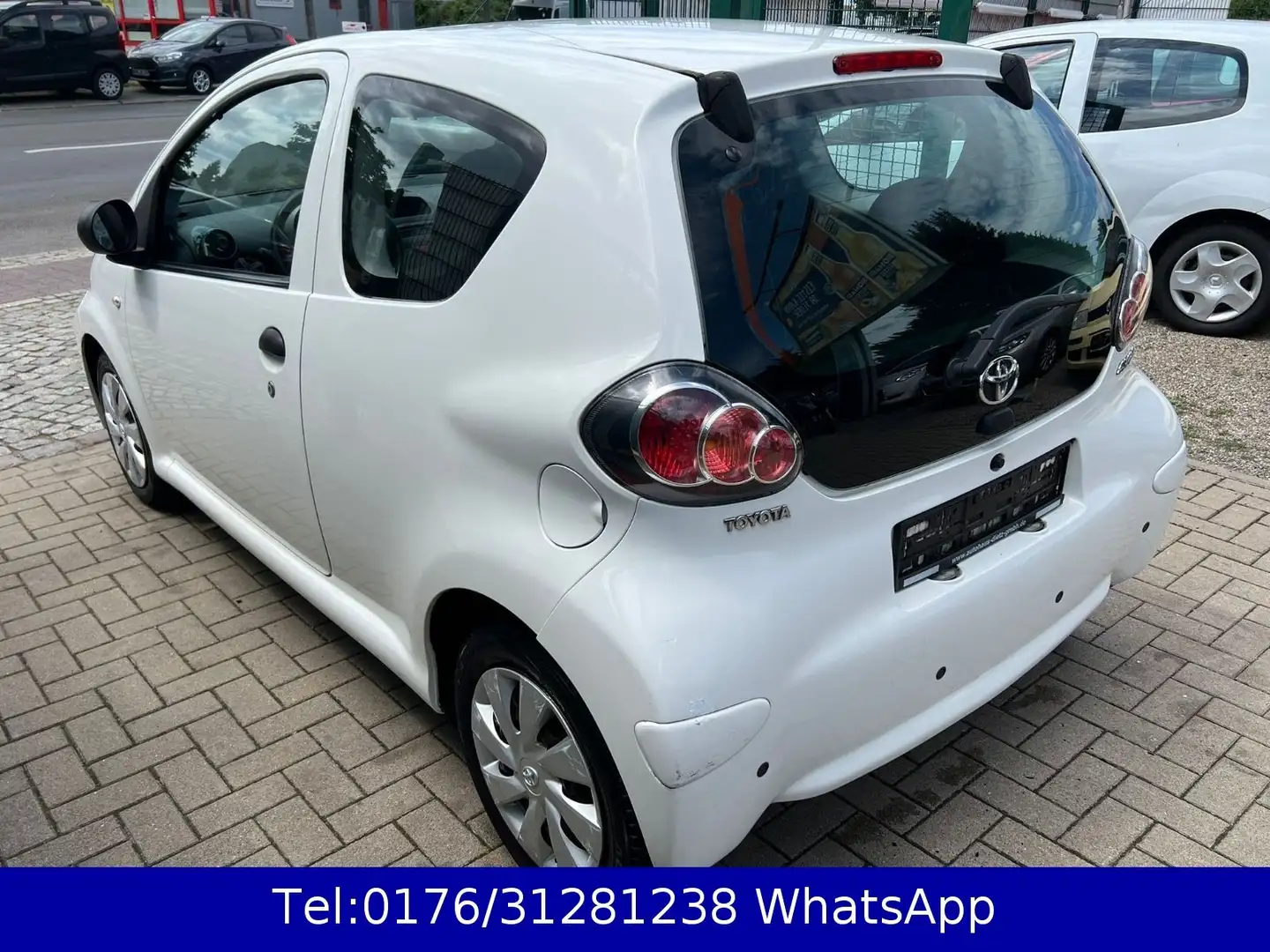 Toyota Aygo AYGO Basis !! Klima !! Tüv.2027 !! Weiß - 2