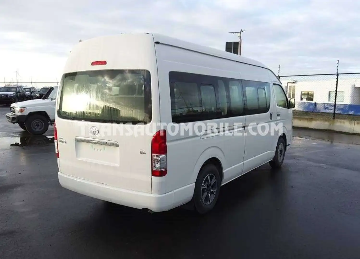 Toyota Hiace HIGH ROOF / TOIT HAUT - EXPORT OUT EU TROPICAL VER Wit - 2