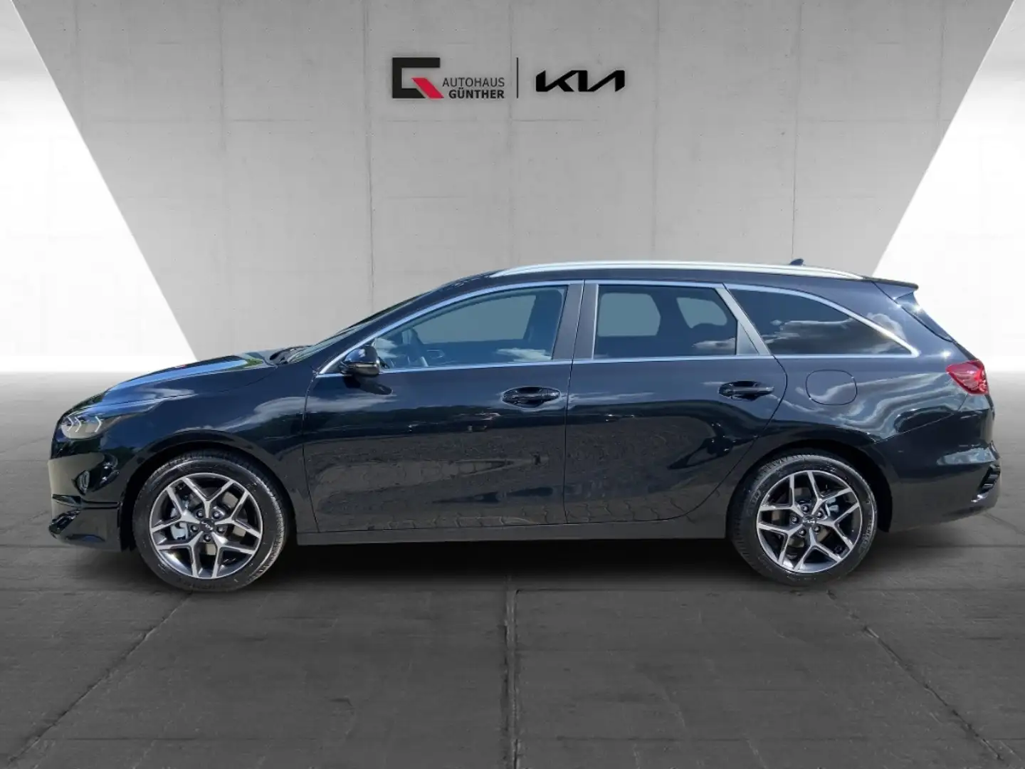 Kia Ceed SW / cee'd SW Sportswagon Ultimate Edition 1.5 T-GDI MHEV Style Negro - 2