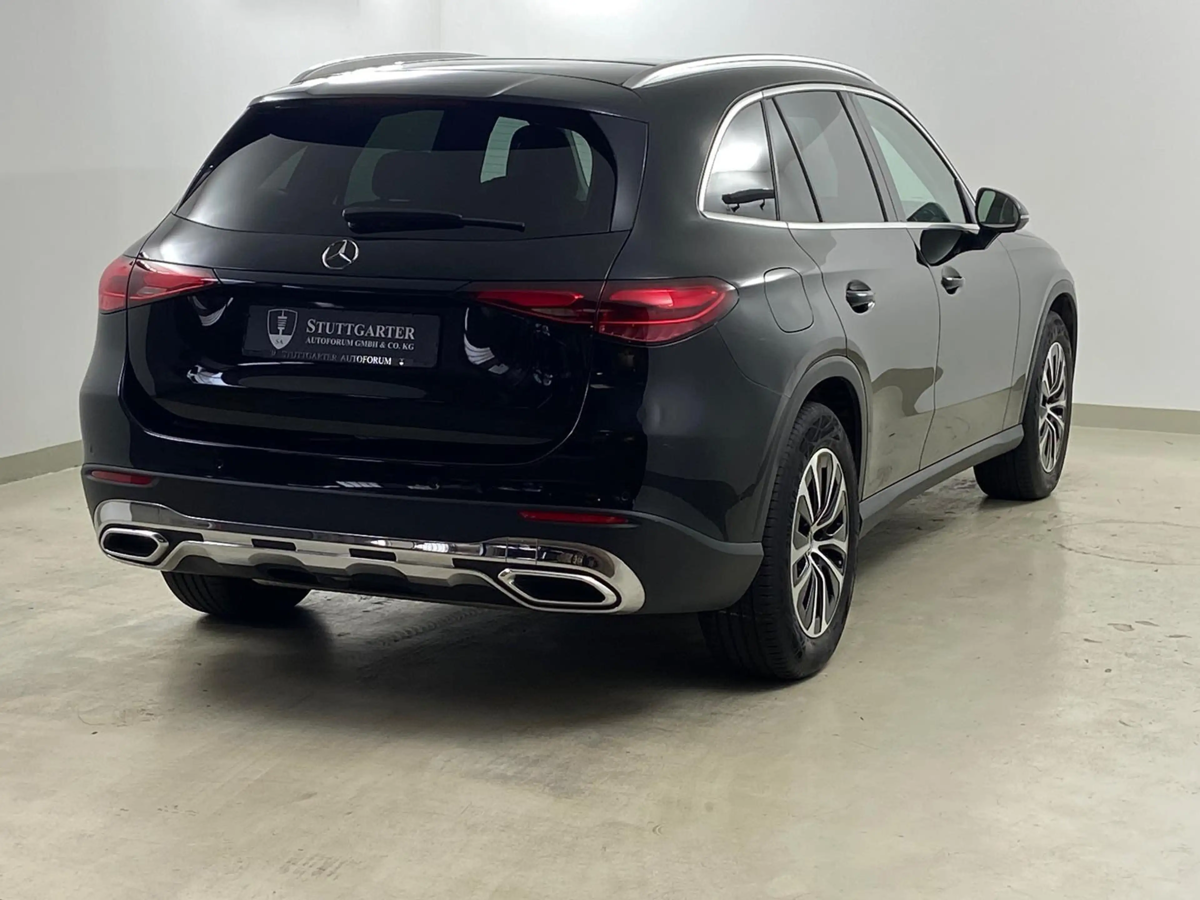 Mercedes-Benz GLC 200 4Matic Avantgarde Distronic Leder MBUX — photo 6