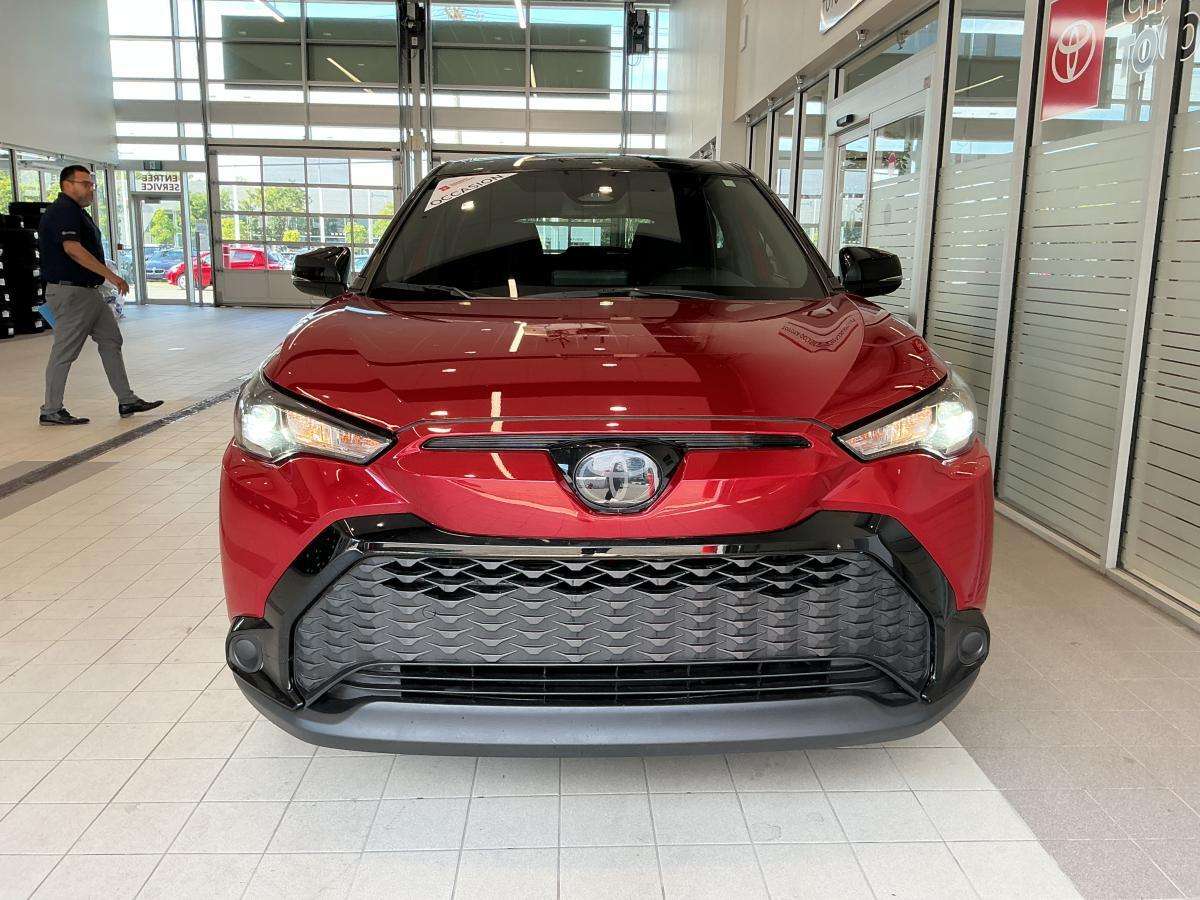 2023 Toyota Corolla Cross SE VUS Hybride AWD 2.0L eCVT 5pl 196ch Écran 8po C — снимка 1