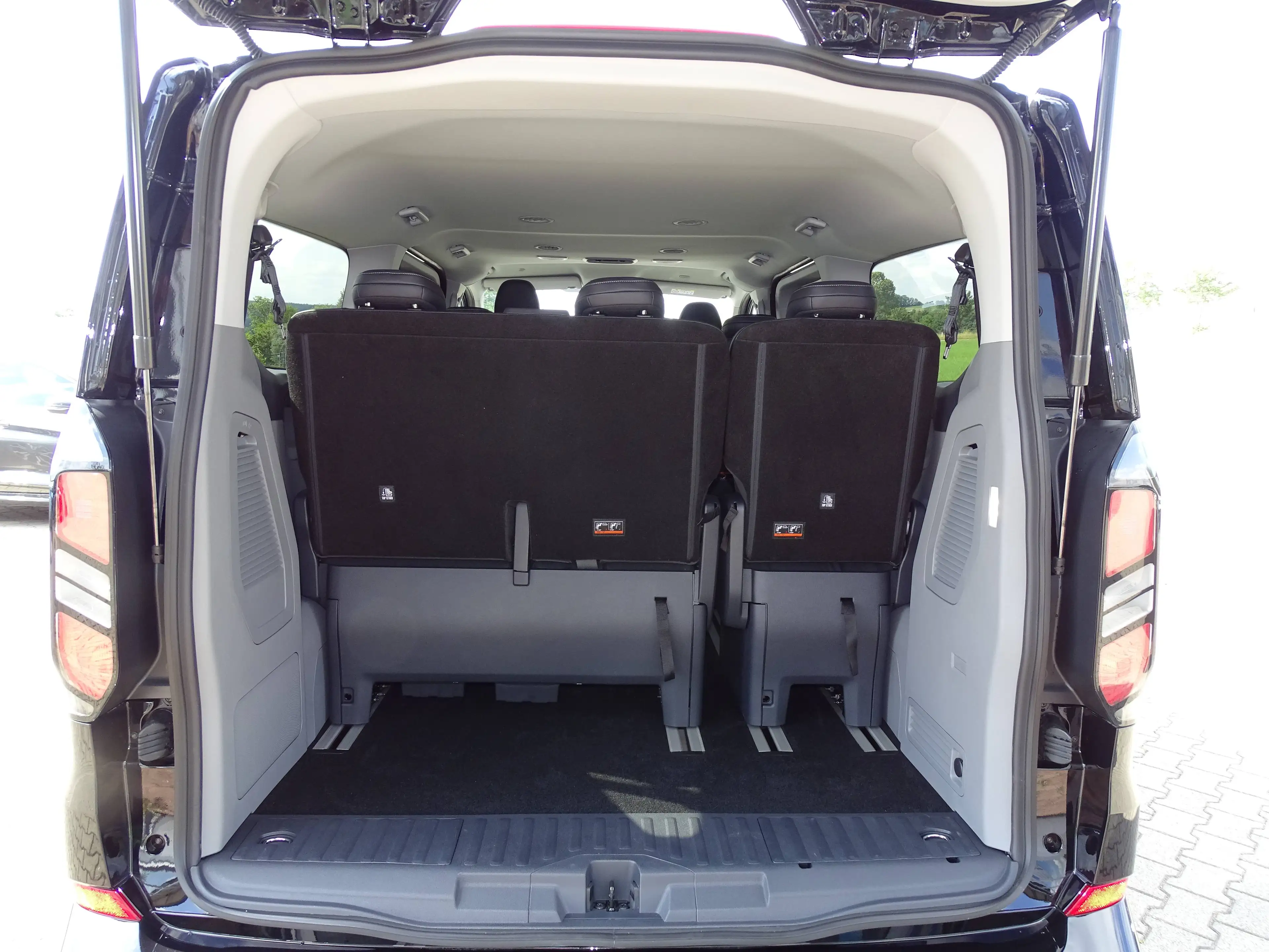 Ford Tourneo Custom Titanium 320 L2 — photo 4