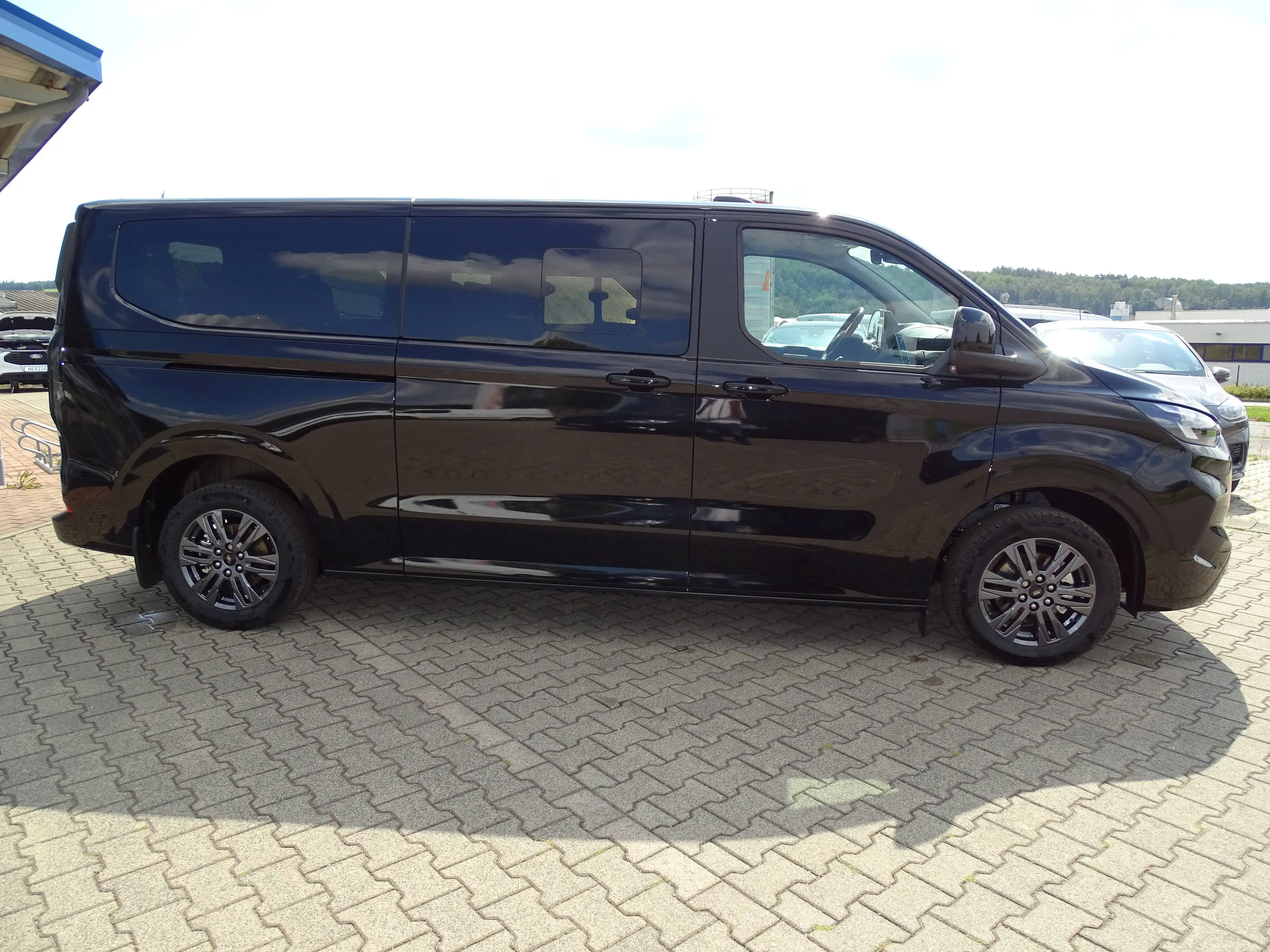 Ford Tourneo Custom Titanium 320 L2 — photo 5
