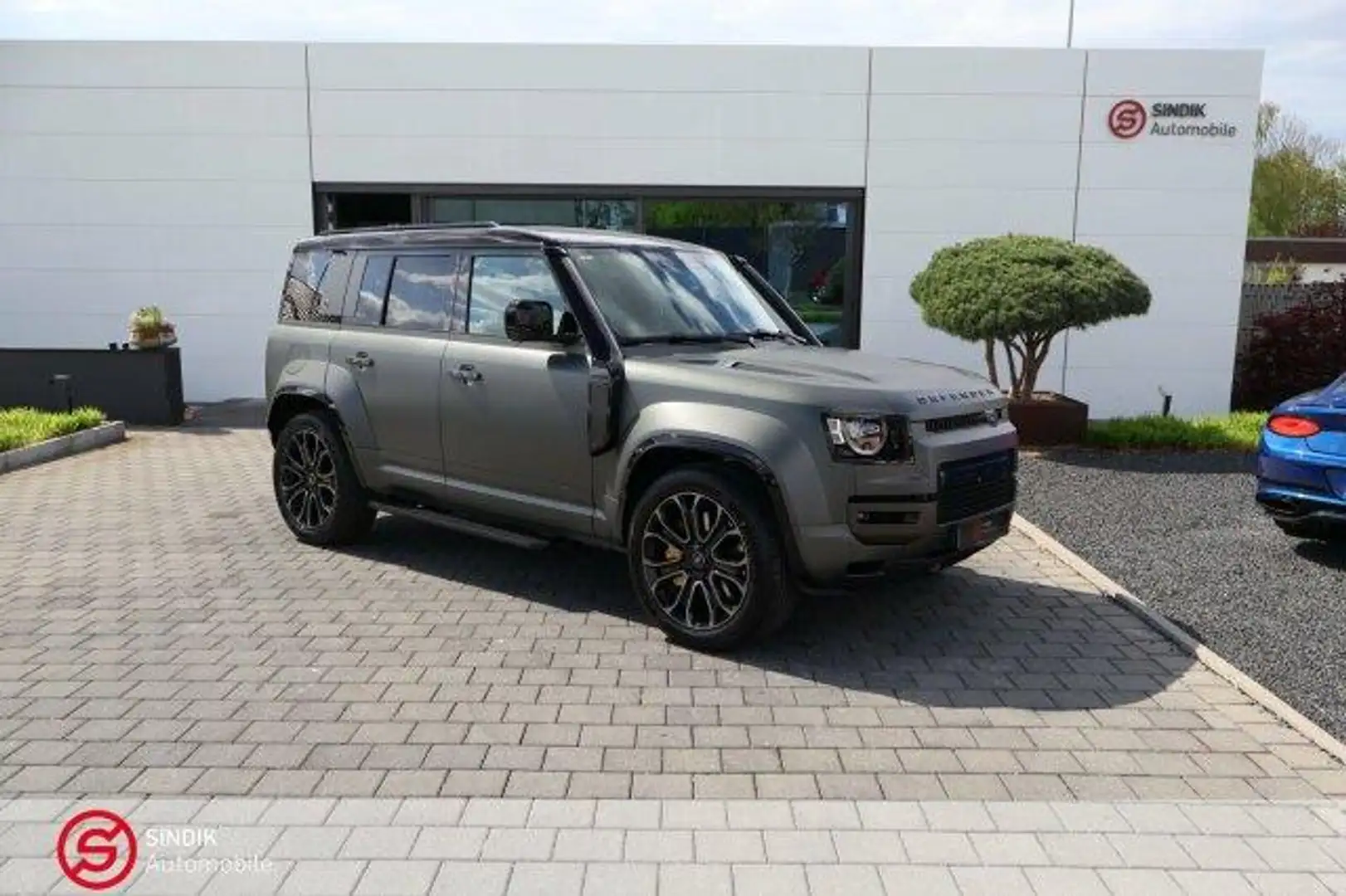 Land Rover Defender Octa P635 "Edition One" 110 CarbonSnork-el.Stair Verde - 2