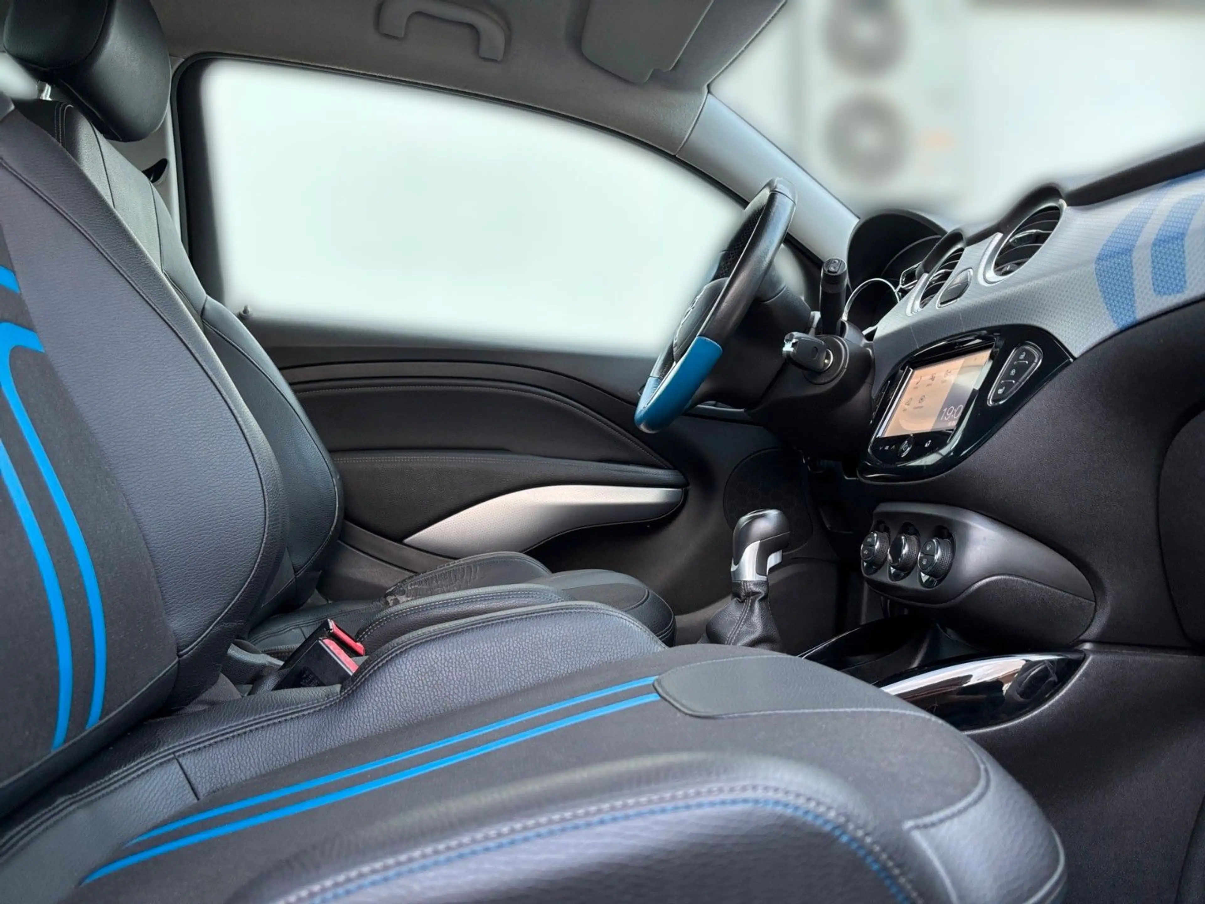 Opel Adam Slam/Klima/SHZ/LHZ/FSE/USB/Alu — photo 3