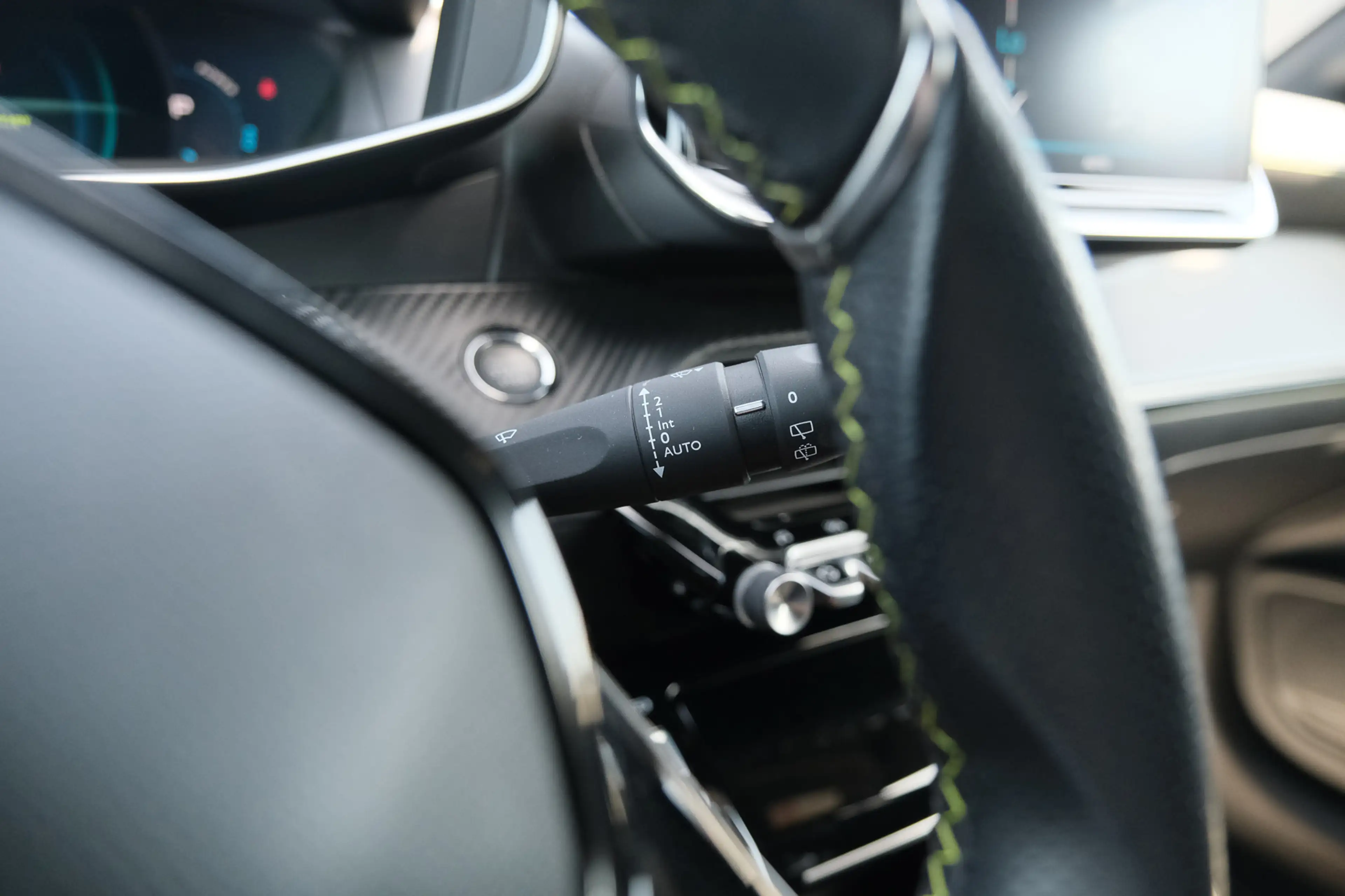Peugeot e-208 EV GT 50 kWh — photo 22
