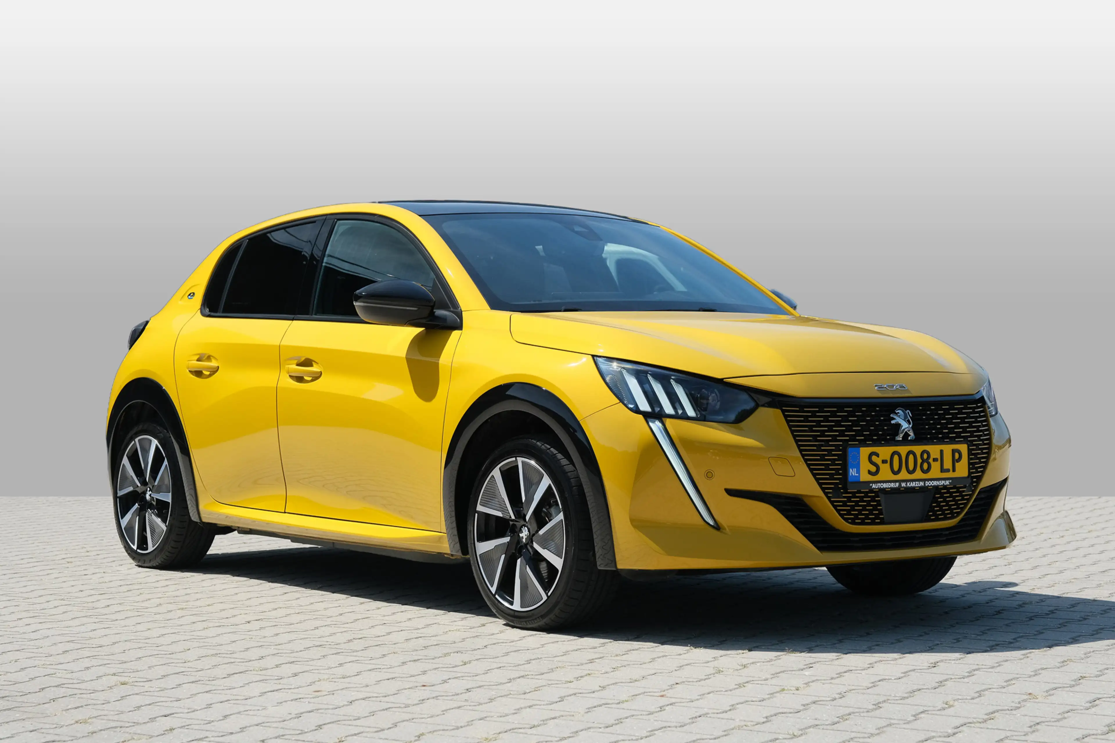 Peugeot e-208 EV GT 50 kWh — photo 2