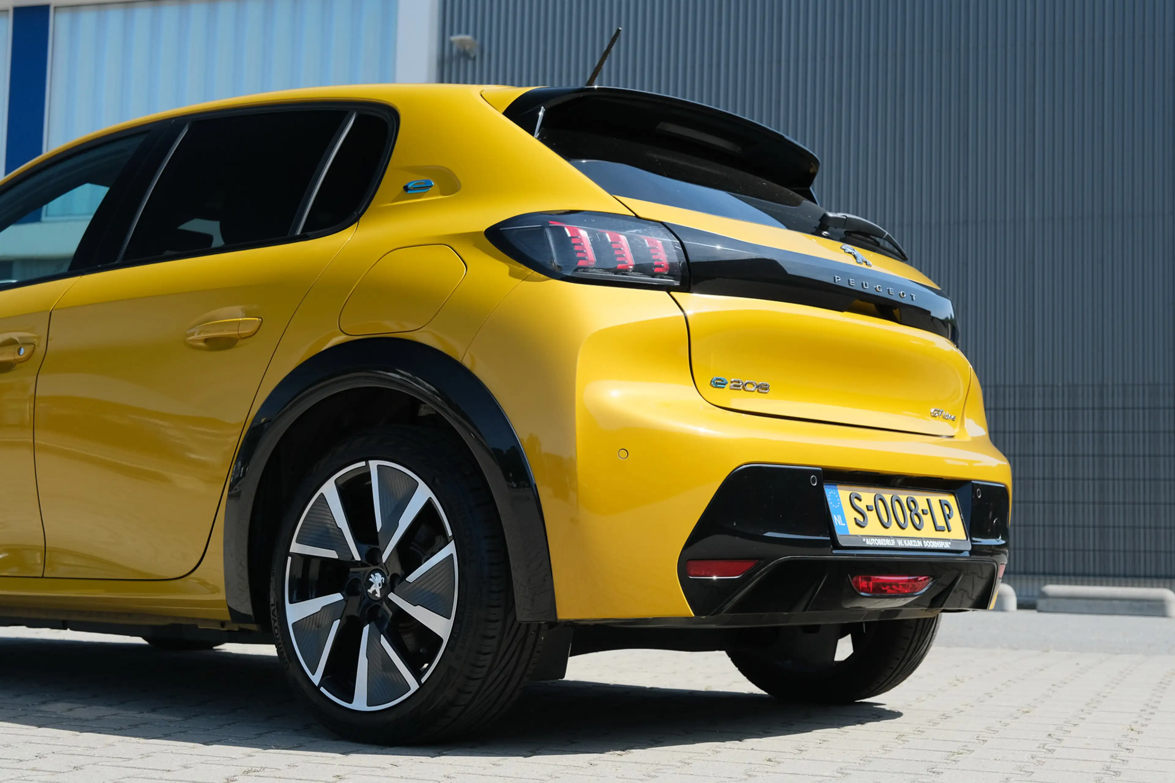 Peugeot e-208 EV GT 50 kWh — photo 5