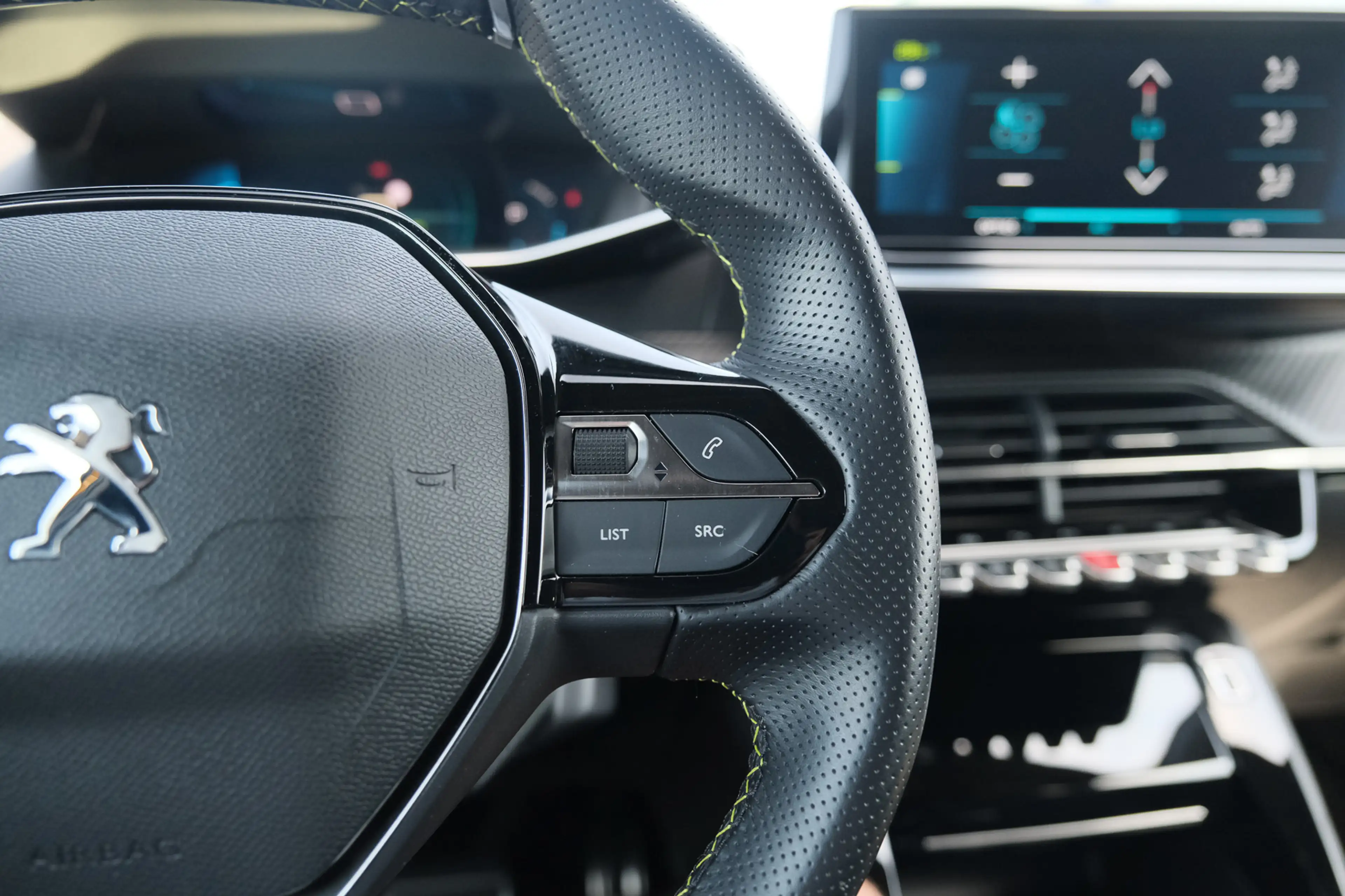 Peugeot e-208 EV GT 50 kWh — photo 19
