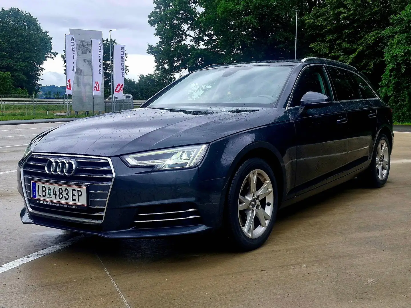 Audi A4 A4 Avant 2,0 TDI Sport S-tronic Sport Grau - 1