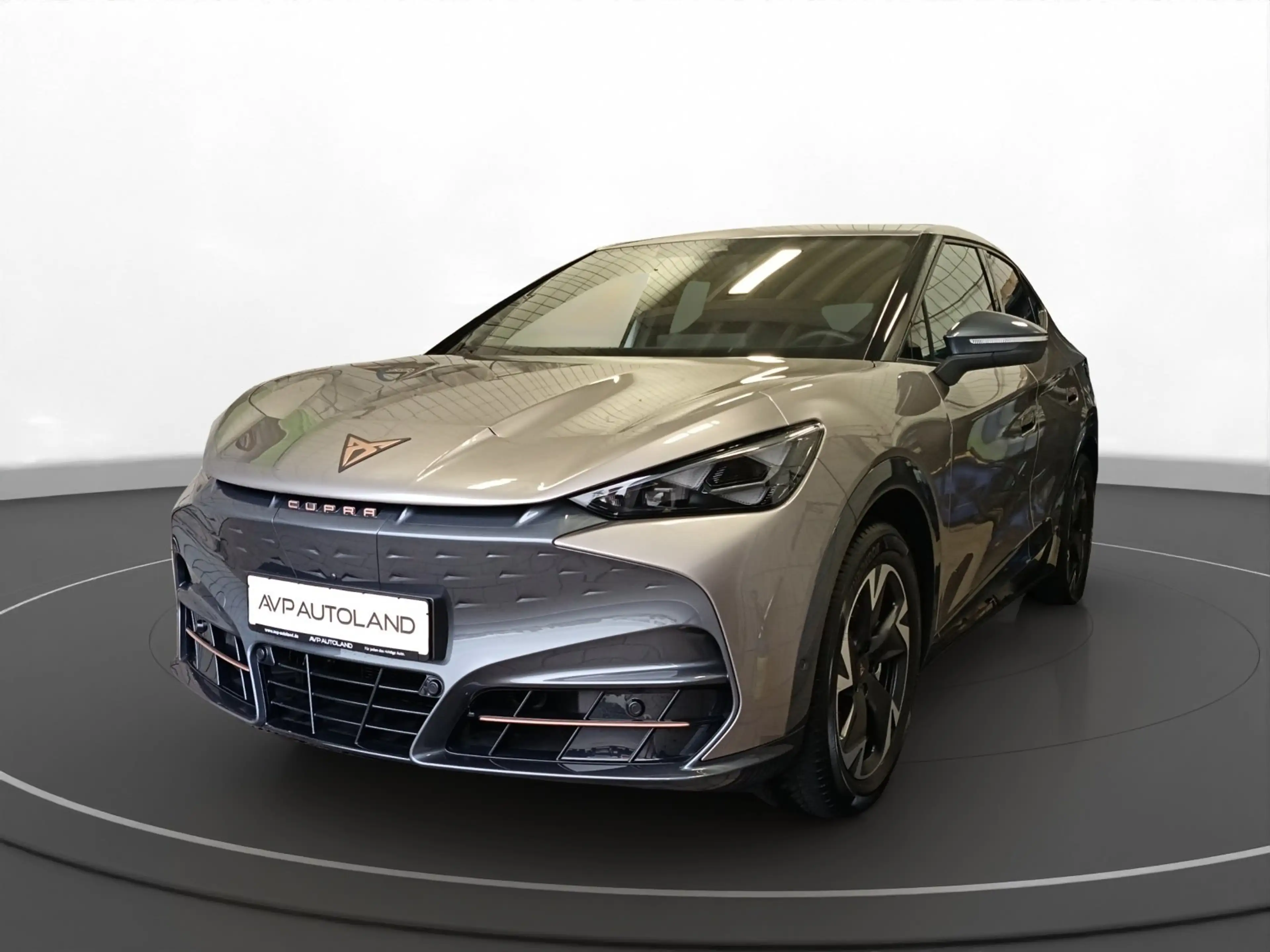 CUPRA Tavascan 210 kW 82 kWh Endurance | NAVI | LED | — photo 2