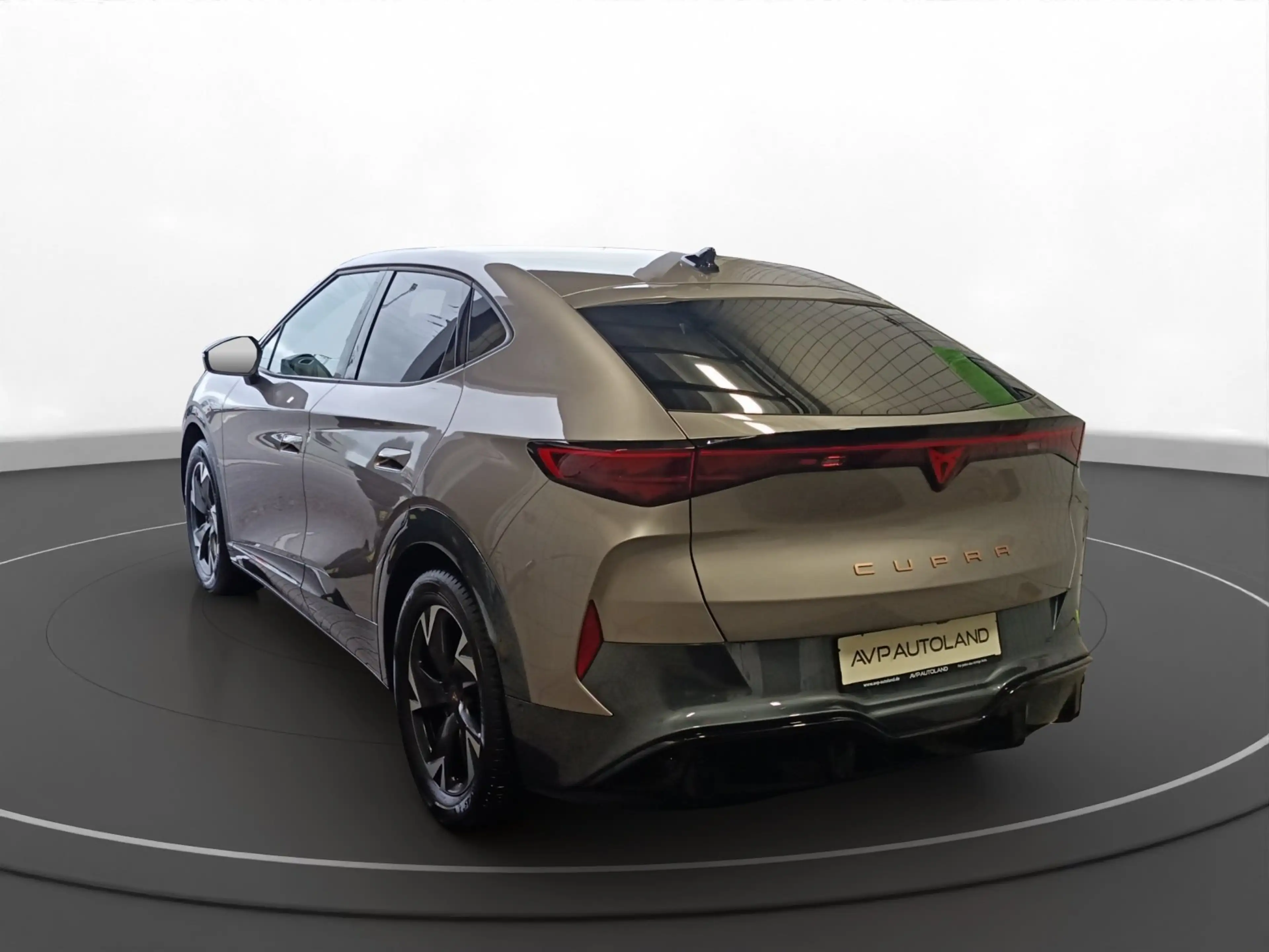 CUPRA Tavascan 210 kW 82 kWh Endurance | NAVI | LED | — photo 7