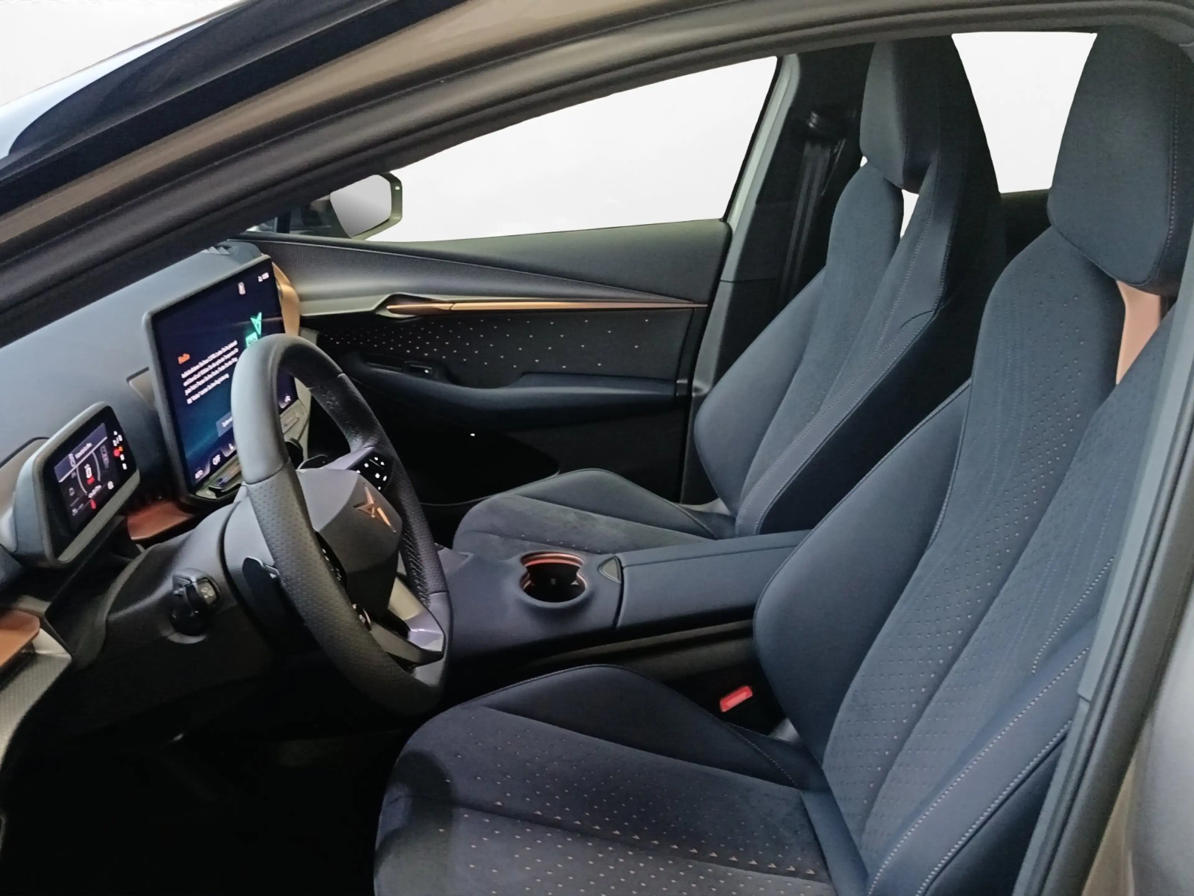 CUPRA Tavascan 210 kW 82 kWh Endurance | NAVI | LED | — photo 8