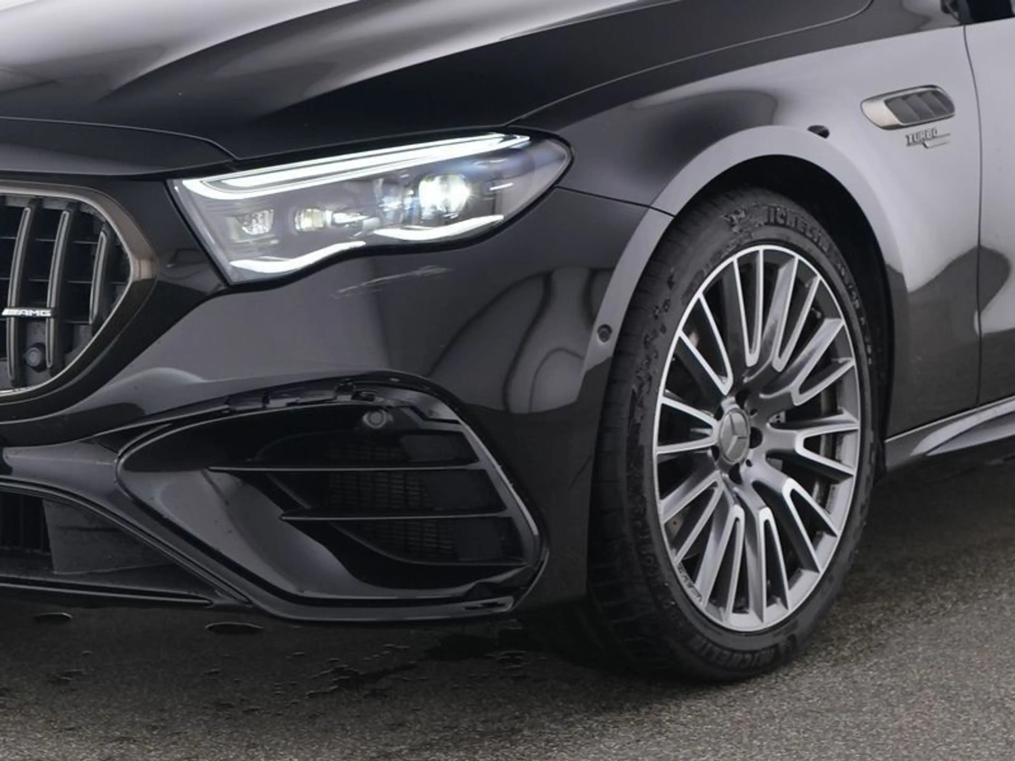 Mercedes-Benz E 53 AMG HYBRID T 4M NIGHT I+II+AHK+SUPERS+BURM4 — photo 3