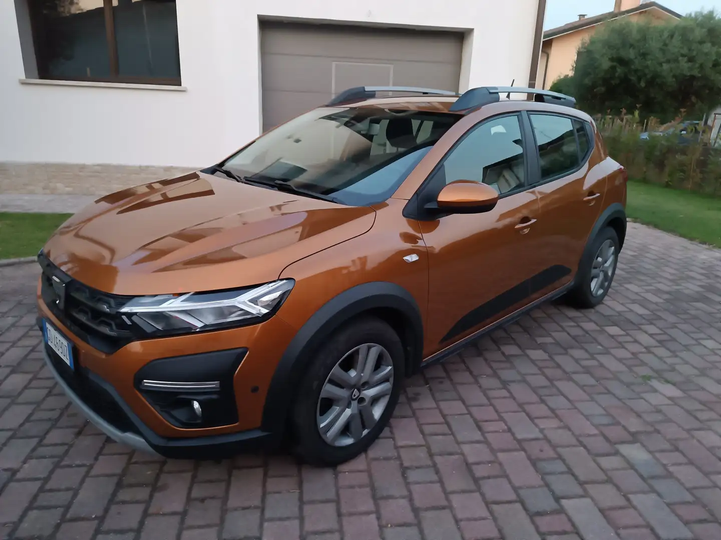 Dacia Sandero Sandero Stepway III 2021  tce Comfort Eco-g 100cv Bronzo - 1