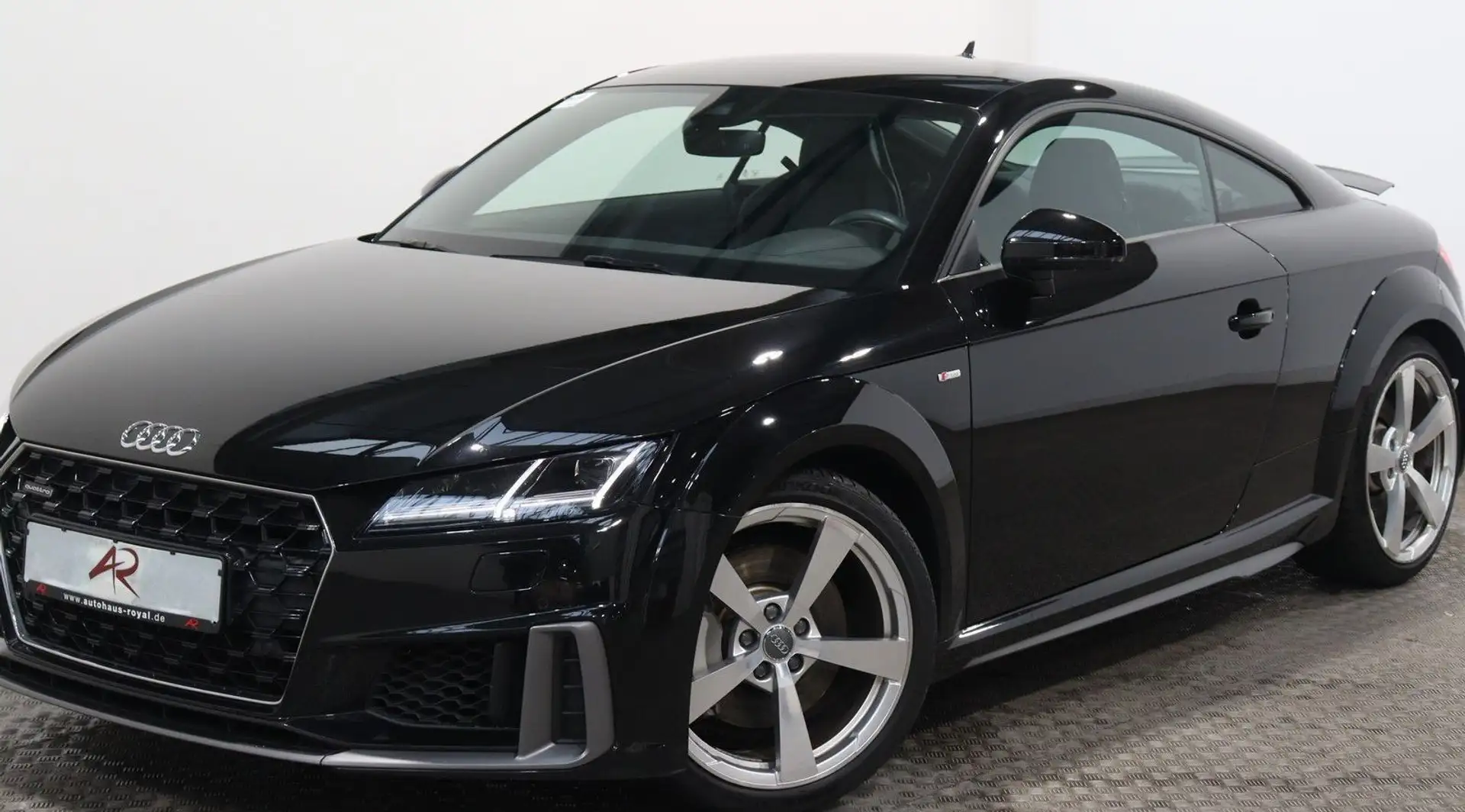Audi TT Coupe 45 2.0 tfsi S-line quattro Stronic 245cv 19" Czarny - 1