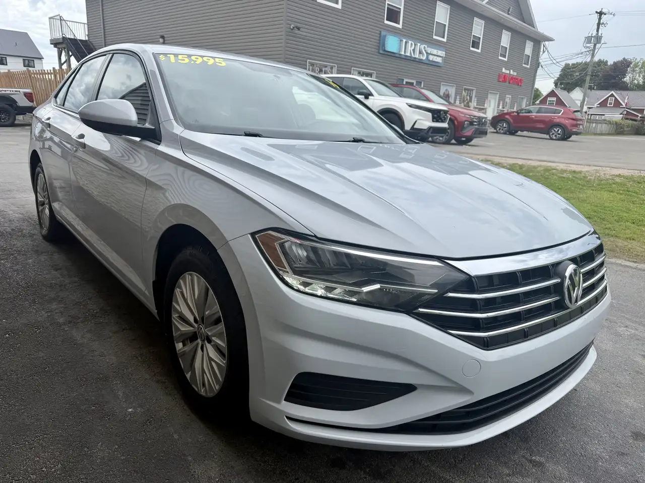Volkswagen Jetta снимка Volkswagen Jetta