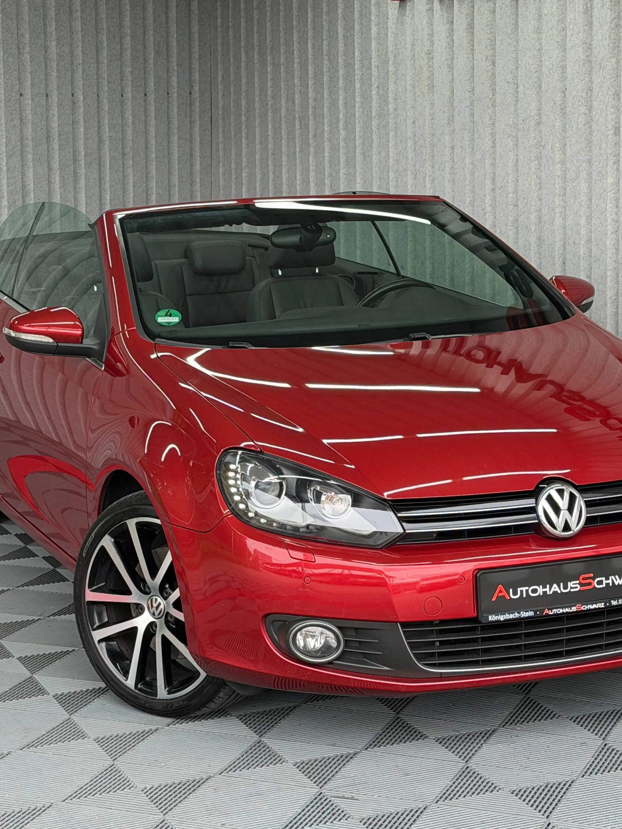 Volkswagen Golf Cabriolet Exclusive Led Leder PDC SHZ — photo 11